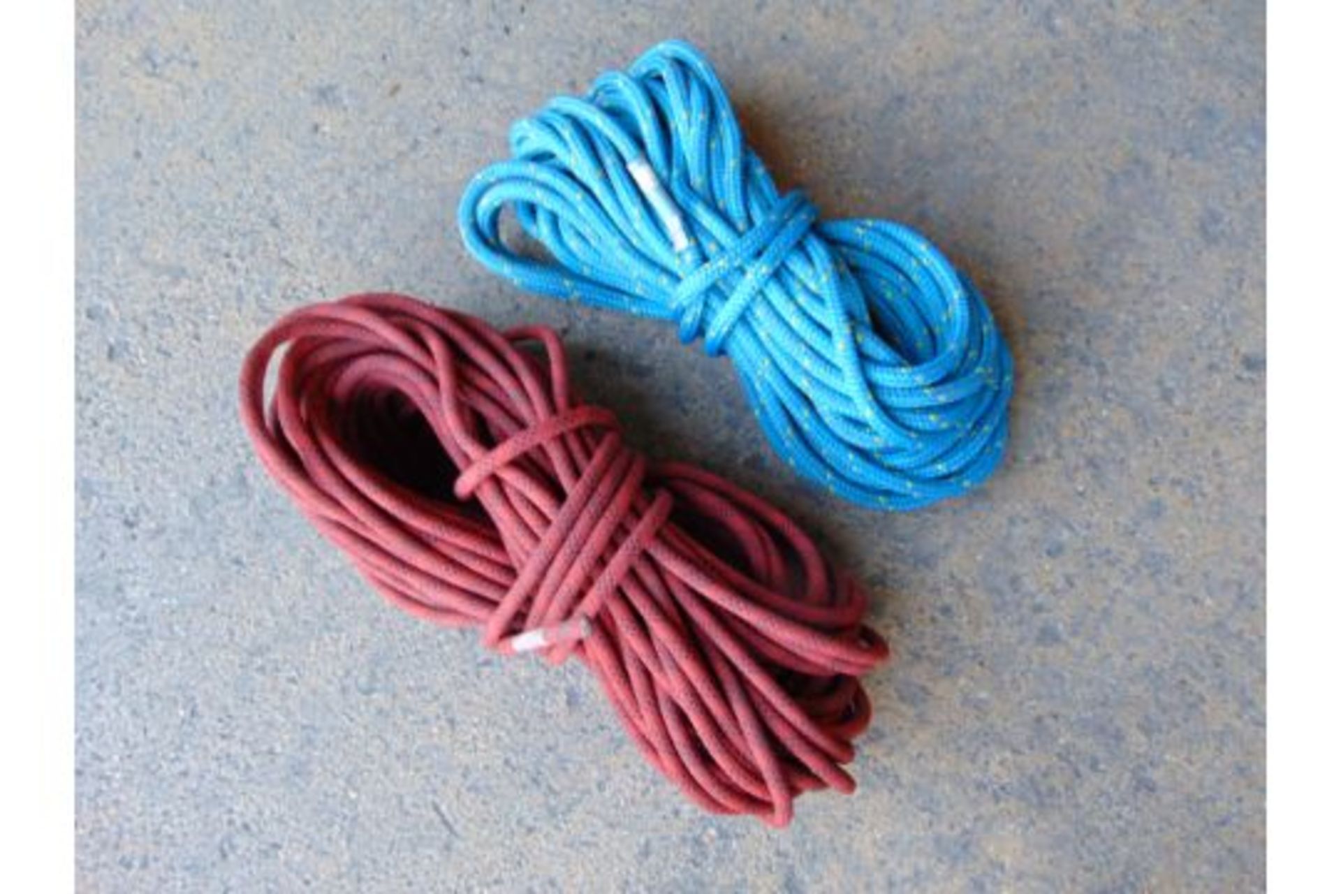 2x HIGH QUALITY CLIMBING ROPES