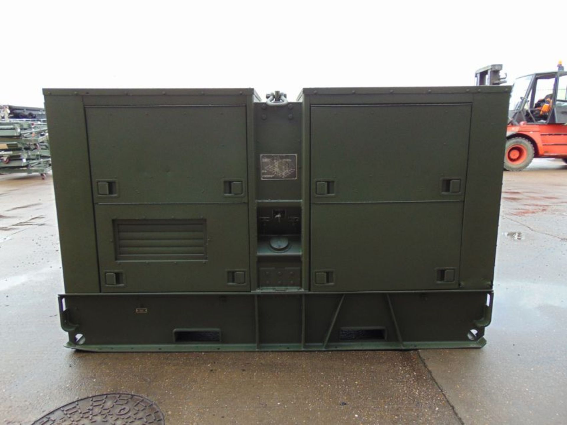 100KW MEP007B 125 KVA Portable Caterpillar Diesel Generator ONLY 223 Hours! - Image 4 of 19