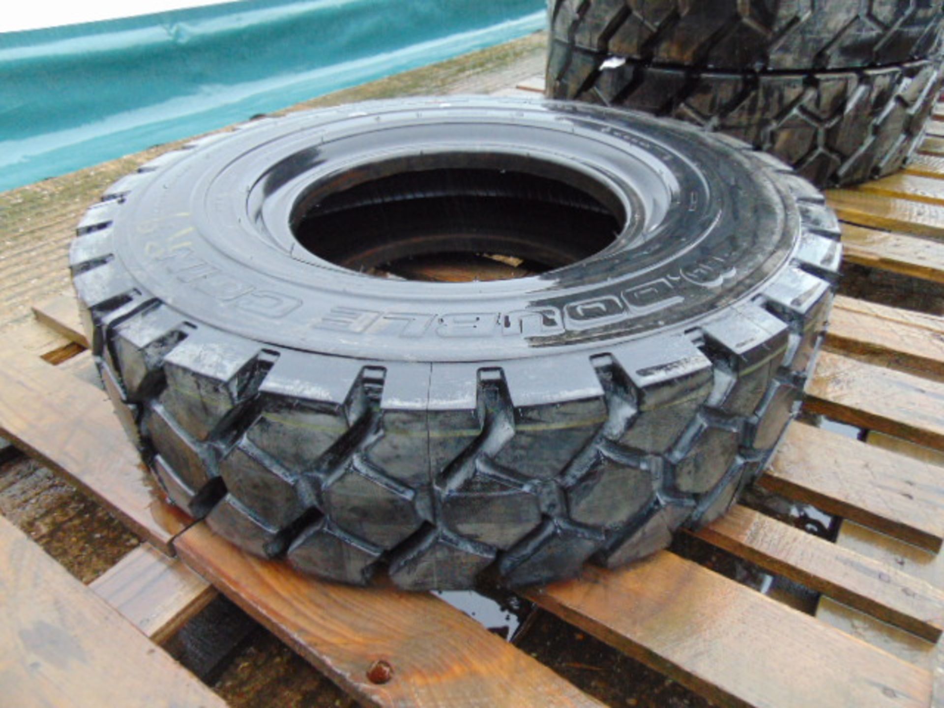 1 x Double Coin 8.25 R 15 REM6 Heavy Duty Industrial Tyre Unused