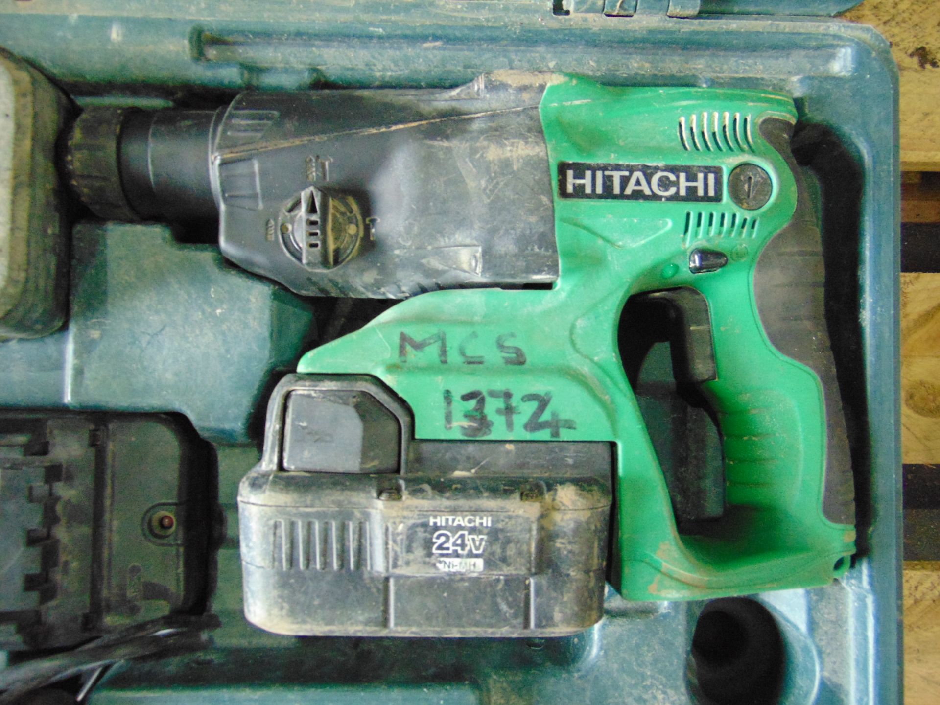 Hitachi DH24DVC SDS Hammer Drill c/w 2 x Batteries & Charger - Image 2 of 6