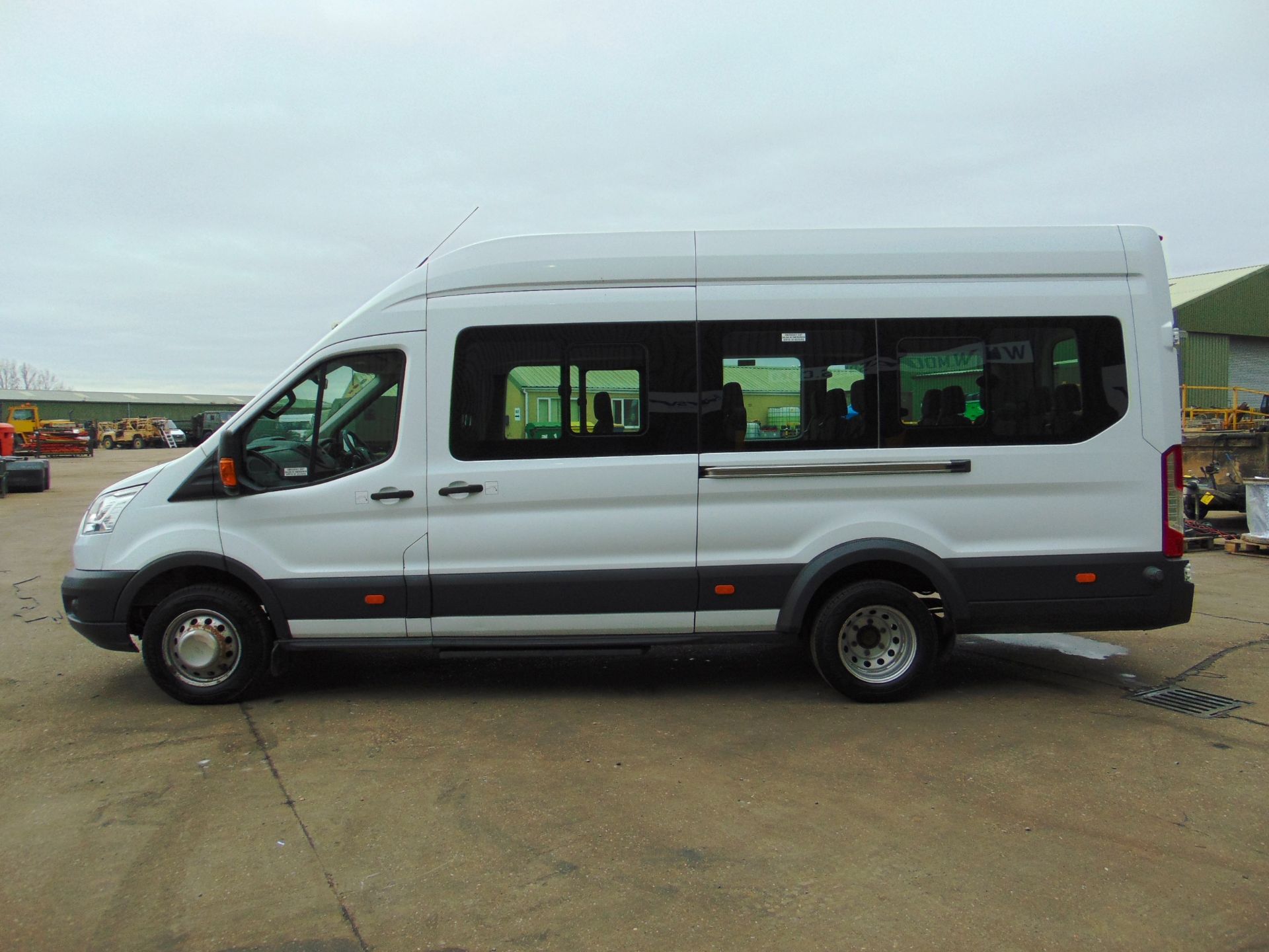 2014 Ford Transit 2.2 TDCi 460E 17 Seat Minibus ONLY 74,813 km! - Image 5 of 36