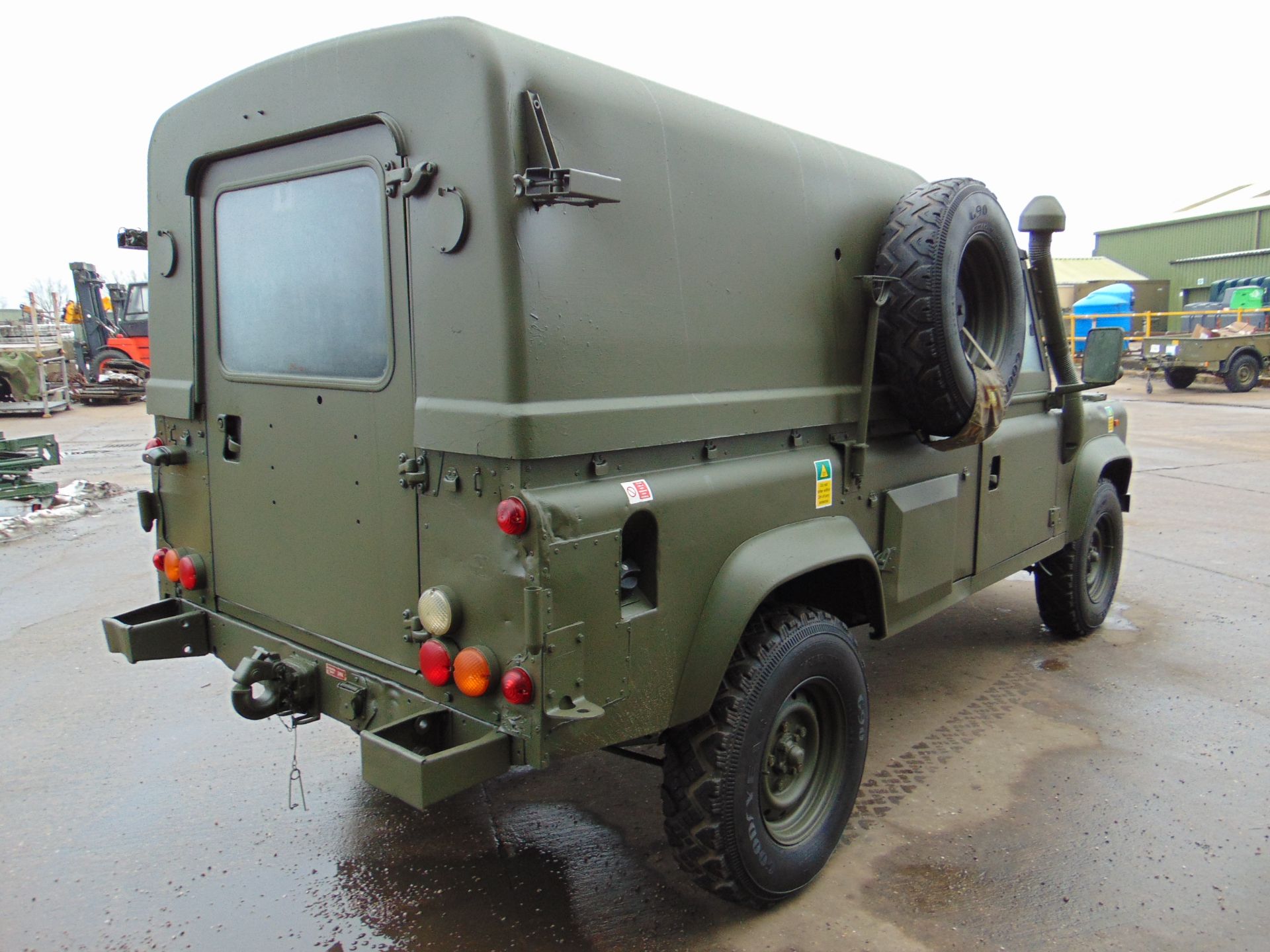 Land Rover Wolf 110 Hard Top with Remus upgrade - Image 9 of 30