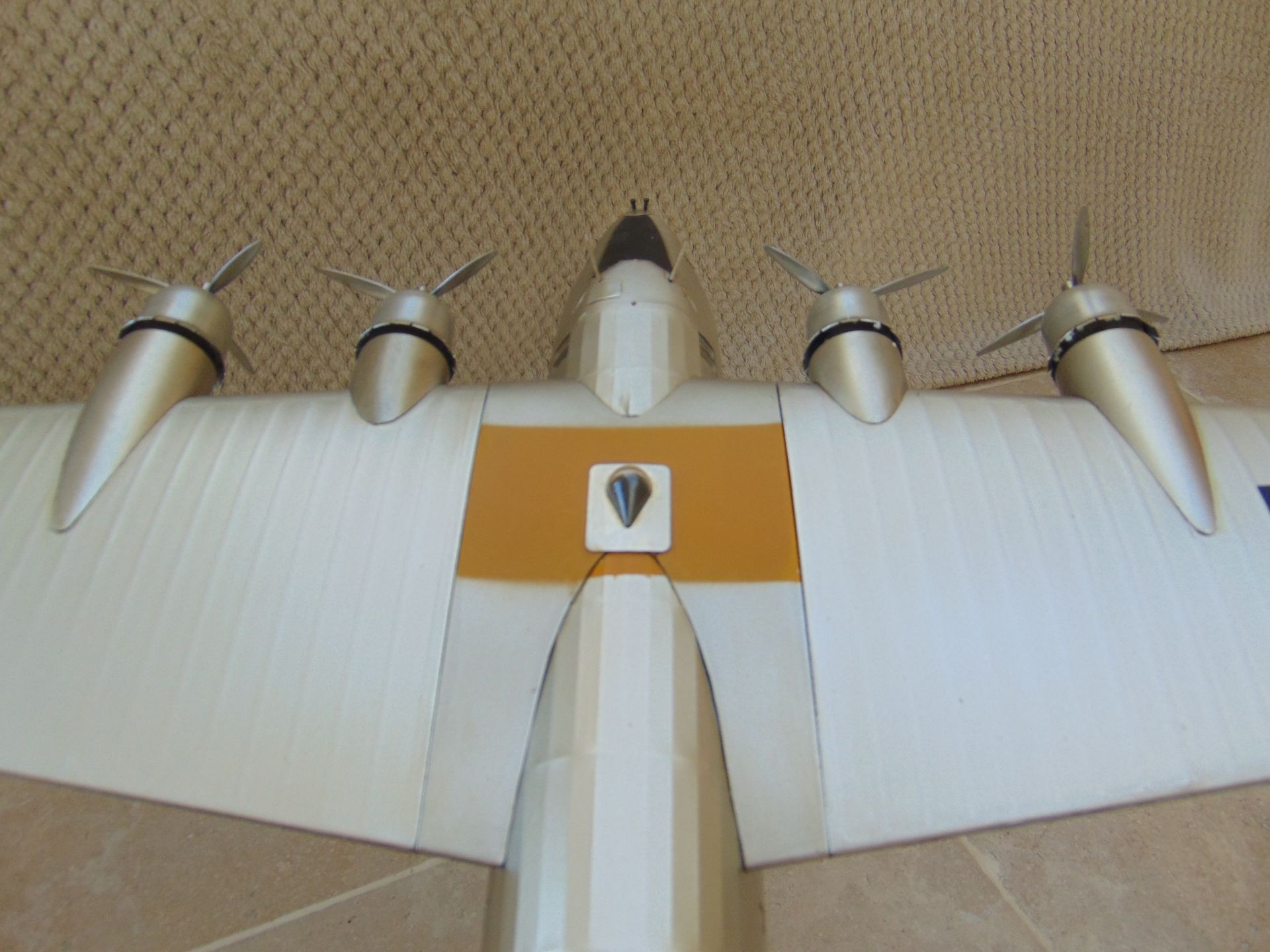 SUPERB SCALE MODEL OF THE BOEING 314 DIXIE CLIPPER - Image 23 of 24