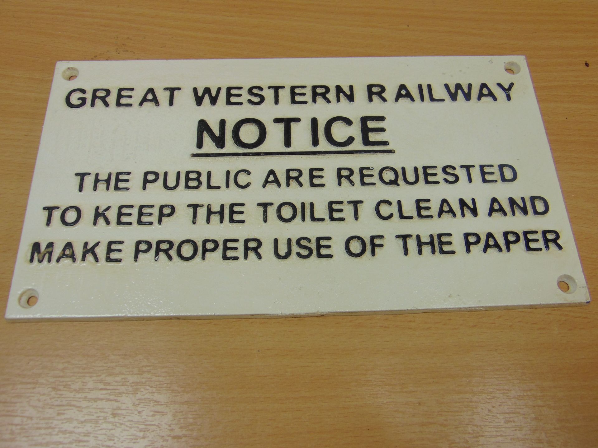 GREAT WESTERN CAST IRONRAILWAY SIGN - Image 2 of 3