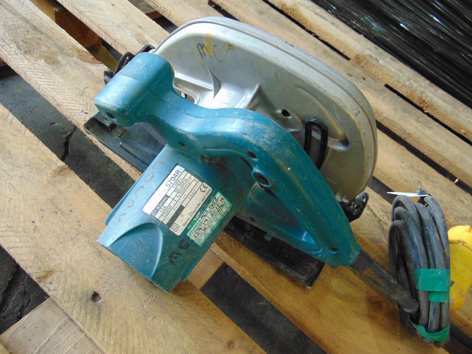 Makita 5704R Circular Saw 110v - Image 2 of 4