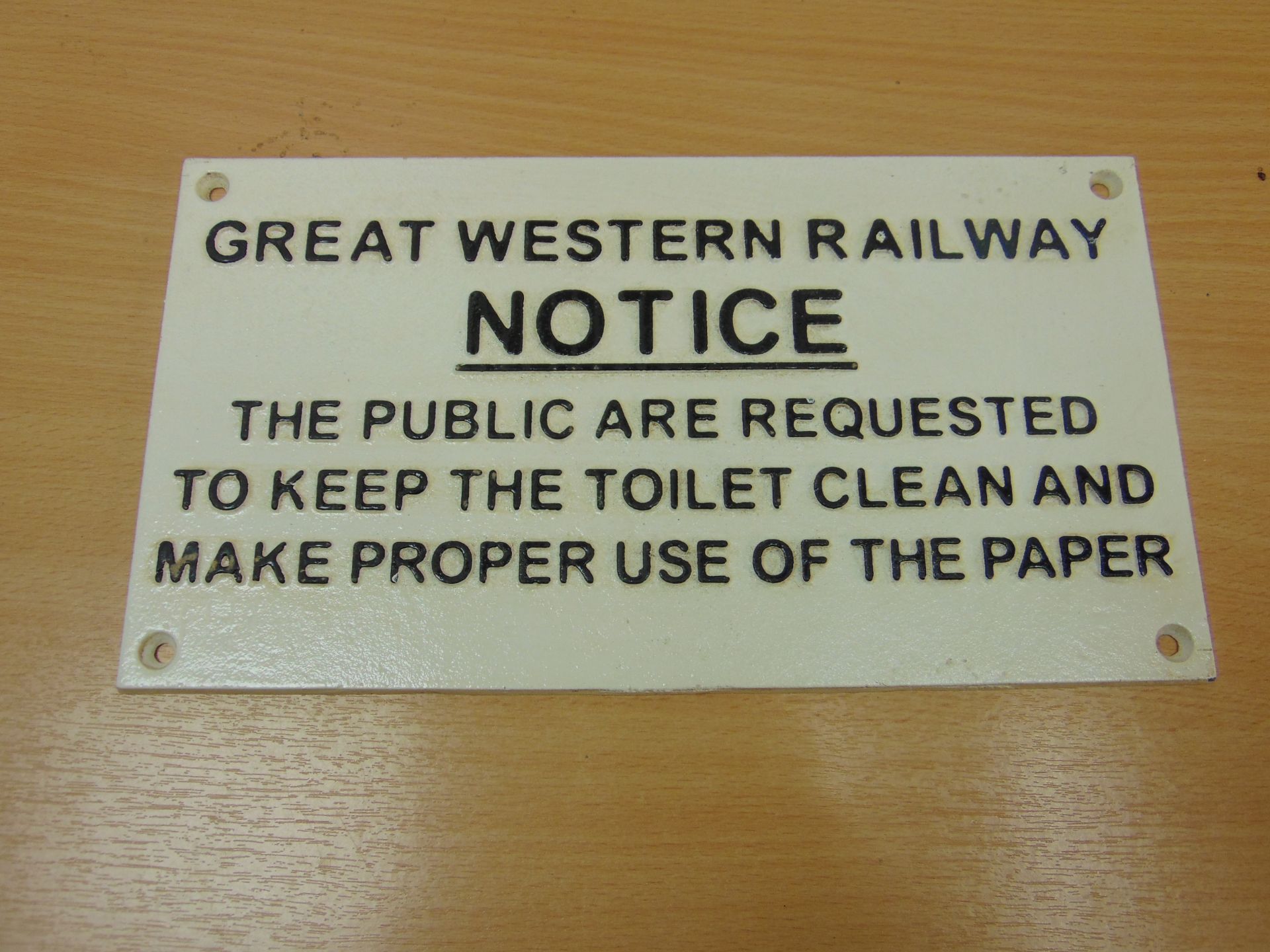 GREAT WESTERN CAST IRONRAILWAY SIGN - Image 3 of 3