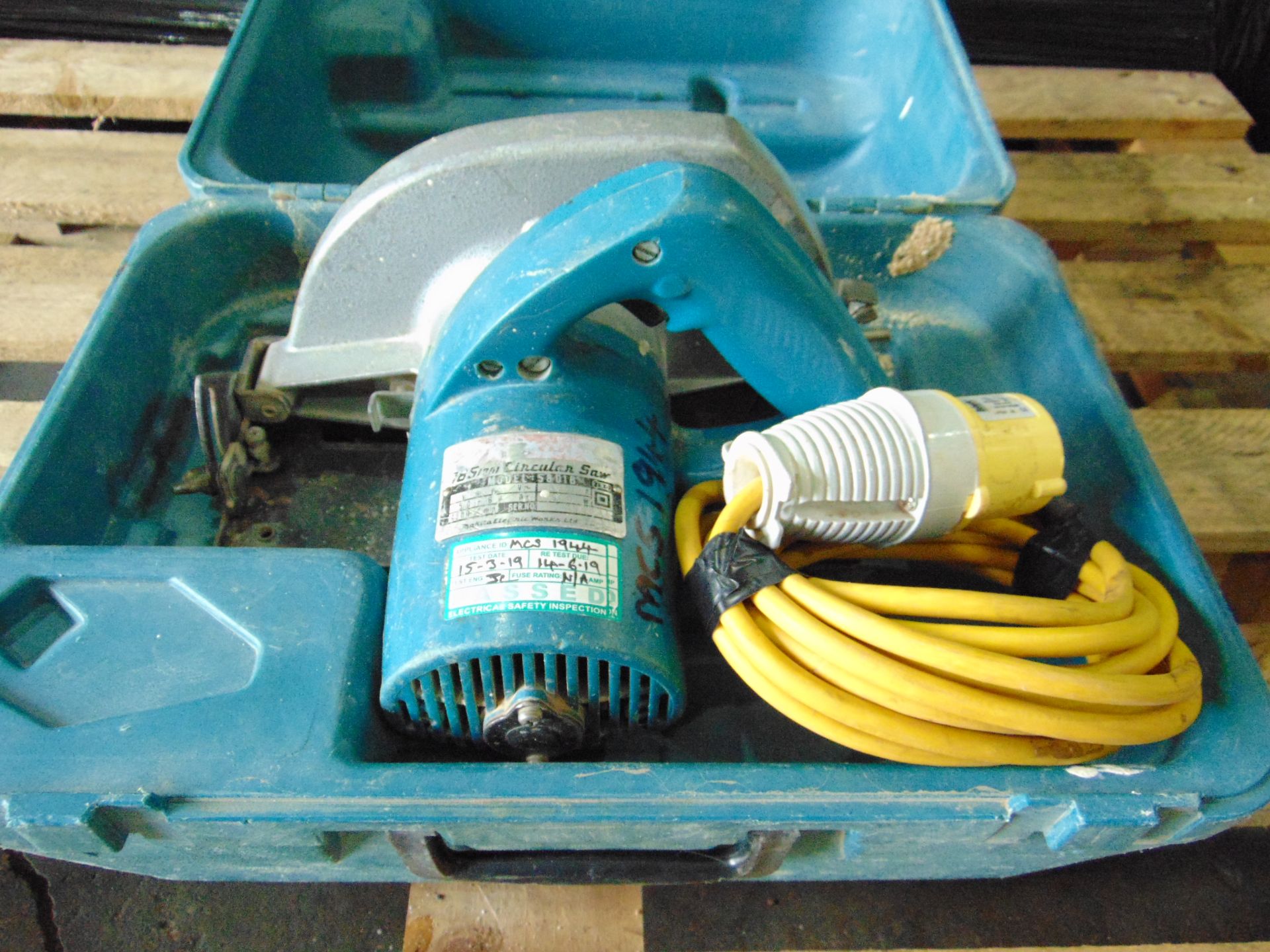 Makita 5801B Circular Saw 110v - Image 2 of 5