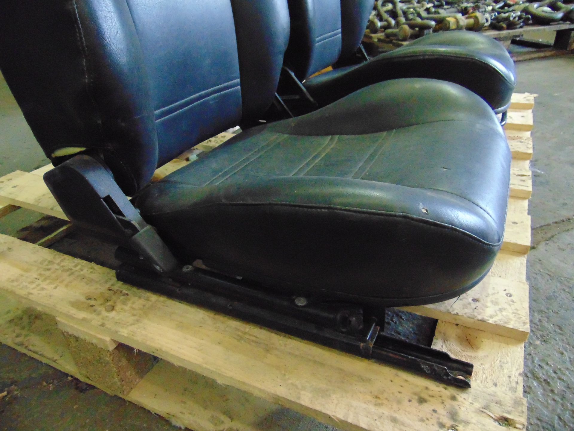 2 x Vehicle Operators Seats - Image 2 of 4