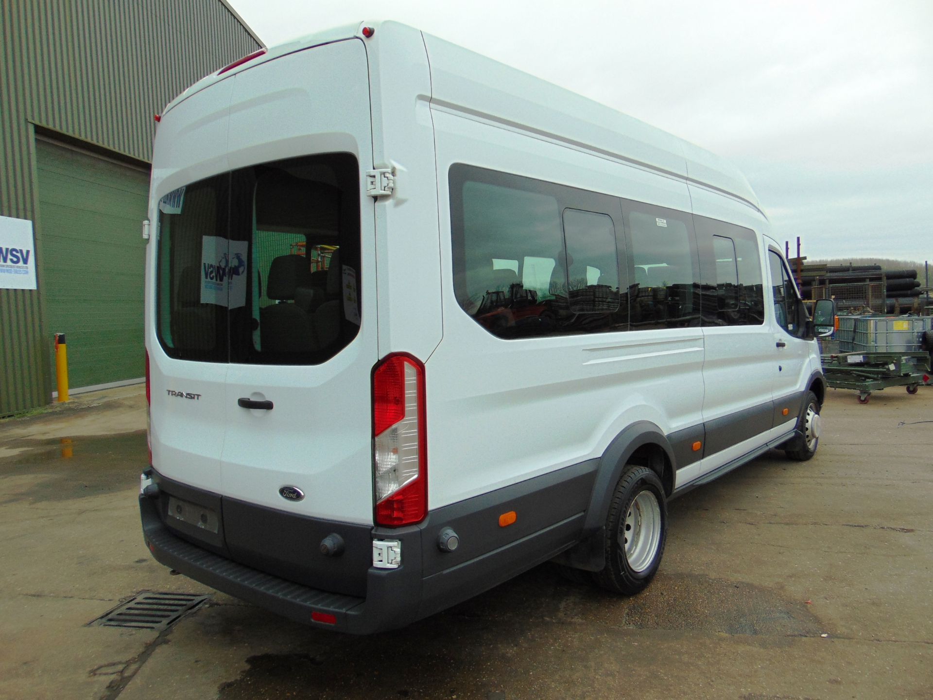 2014 Ford Transit 2.2 TDCi 460E 17 Seat Minibus ONLY 74,813 km! - Image 7 of 36