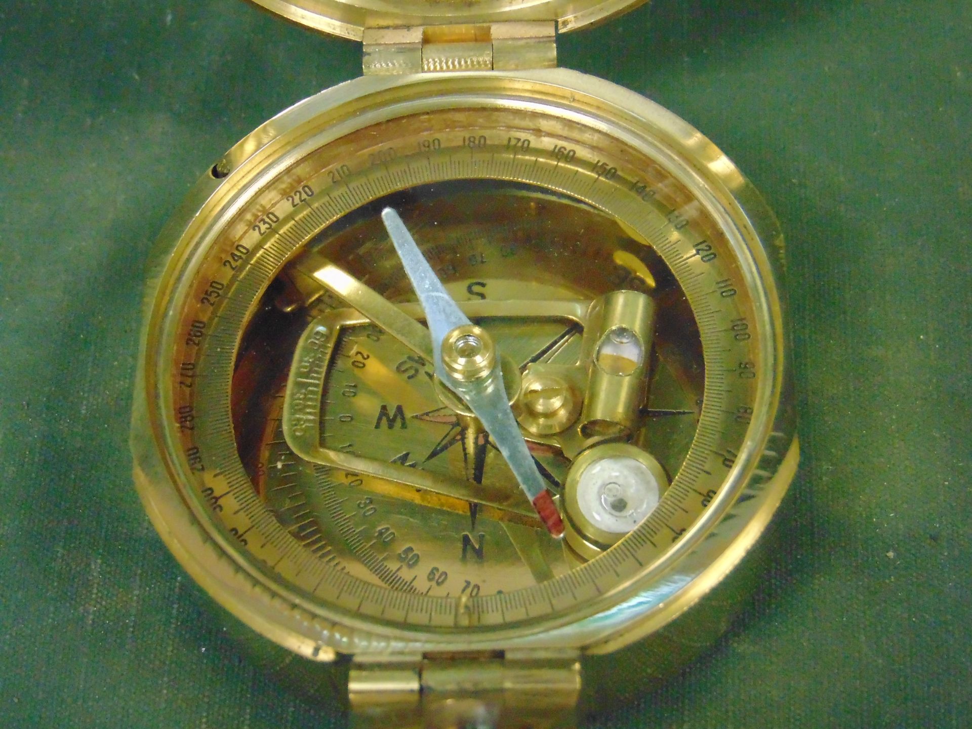 VERY NICE BRASS PRISMATIC COMPASS REPRO - Image 2 of 6