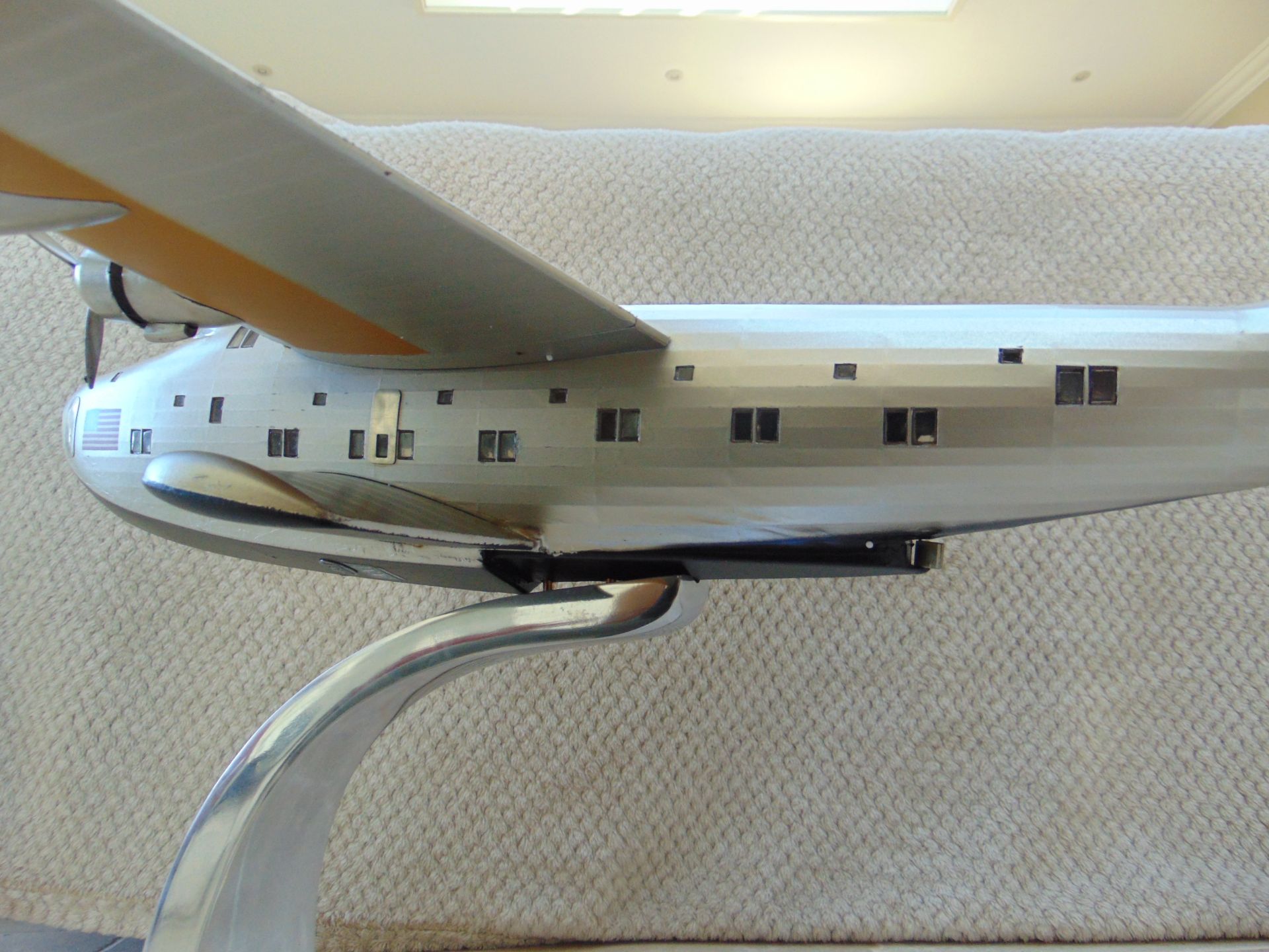 SUPERB SCALE MODEL OF THE BOEING 314 DIXIE CLIPPER - Image 17 of 24