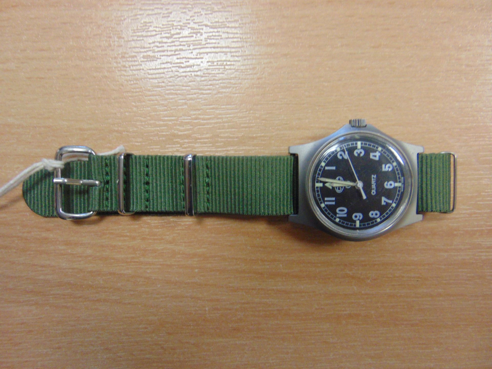 CWC W10 BRITISH ARMY ISSUE SERVICE WATCH NATO MARKINGS DATED 1997 - Image 2 of 10