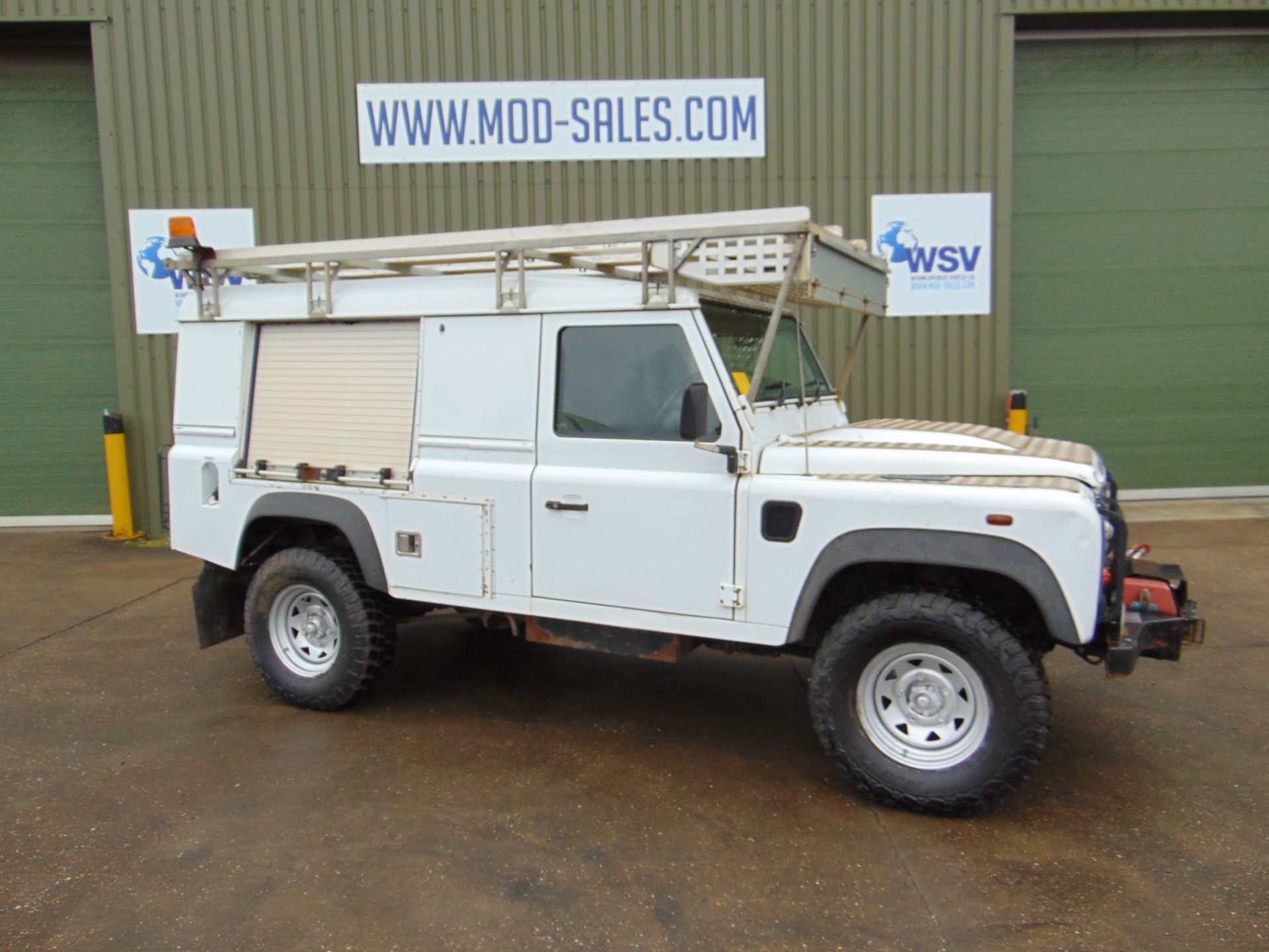 2011 Land Rover Defender 110 Puma hardtop 4x4 Utility vehicle (mobile workshop) - Image 31 of 31