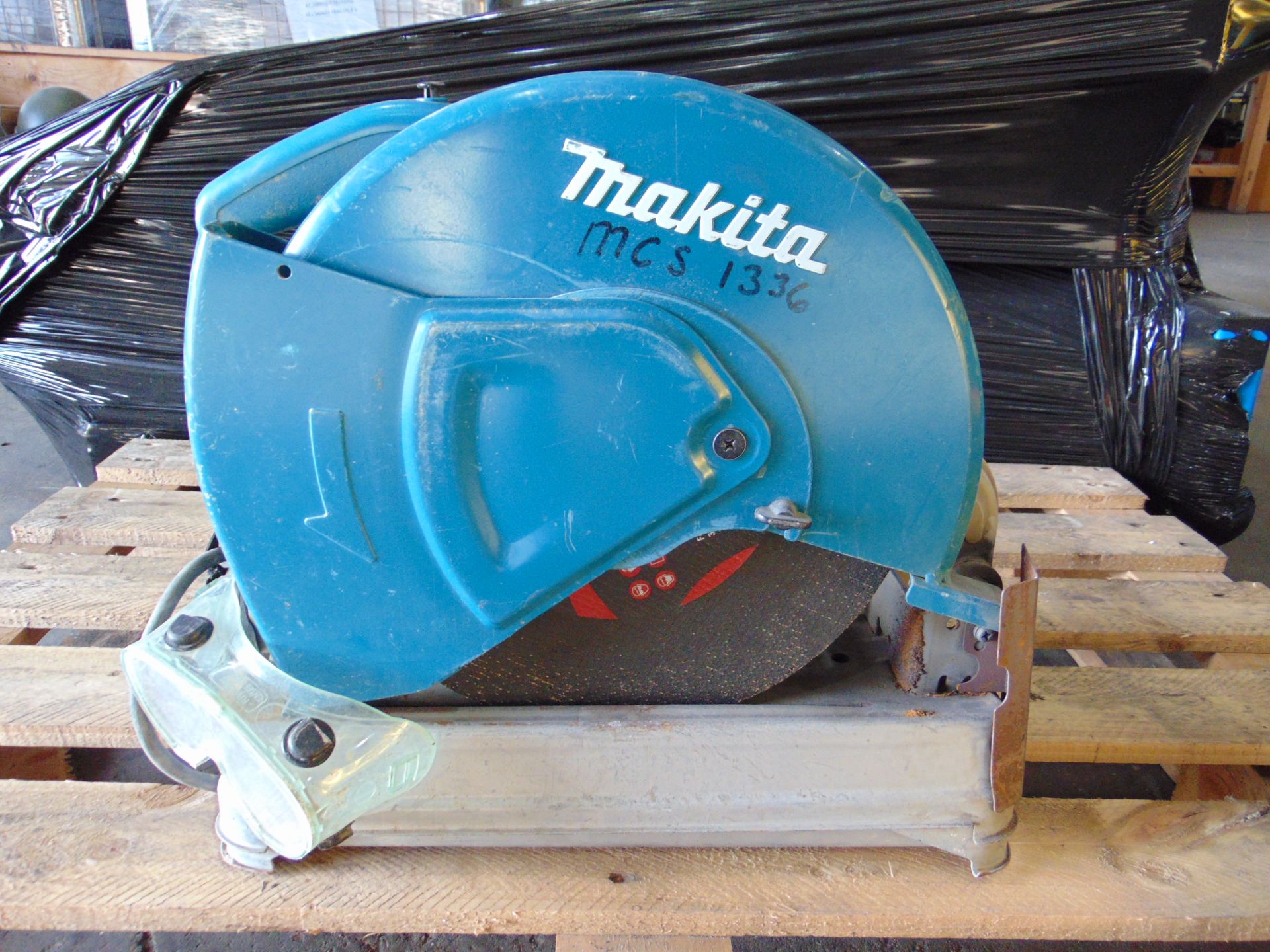 Makita 2414EN Metal Cutting CHOP Saw 110v