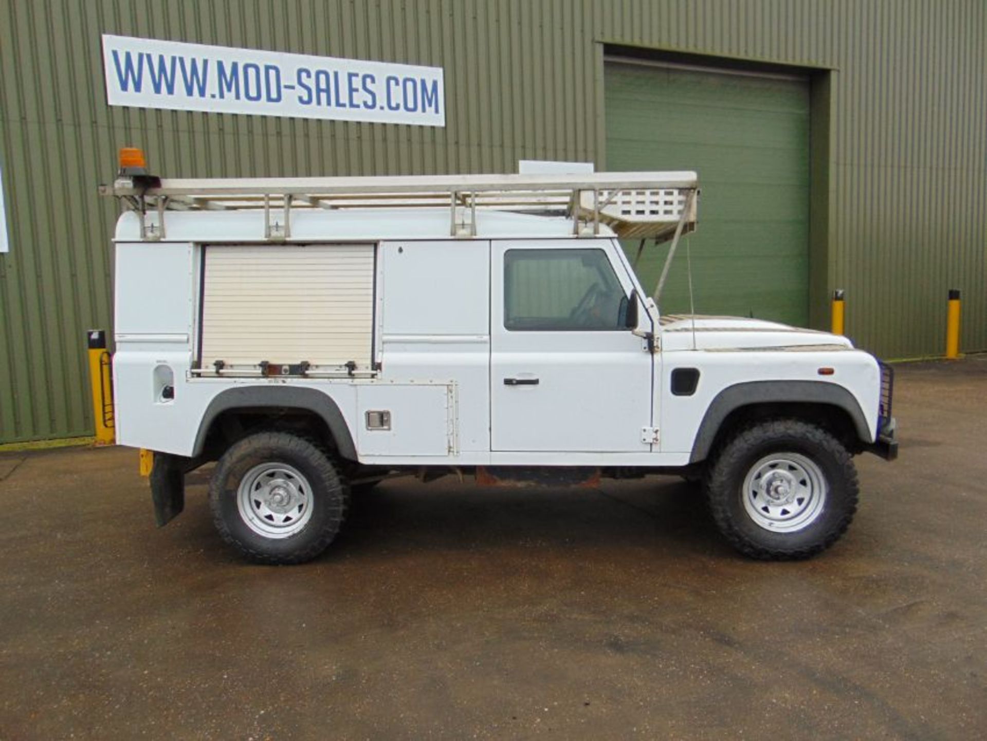 2011 Land Rover Defender 110 Puma hardtop 4x4 mobile workshop with Winch Etc. From UK Utility Co. - Image 5 of 31
