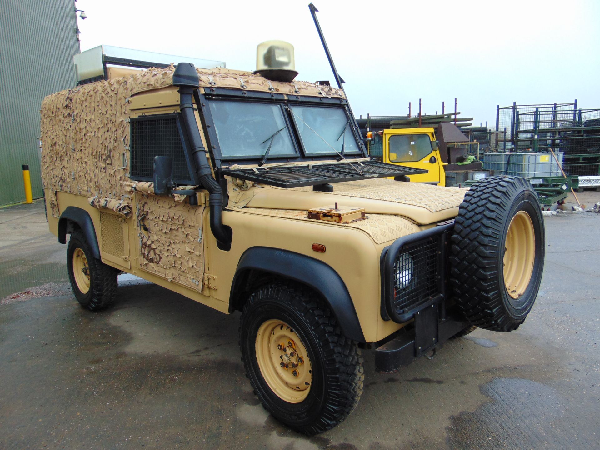 Land rover snatch