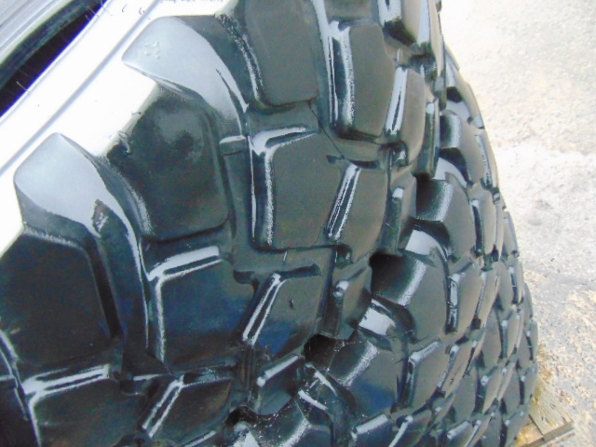 4 x Michelin 16.00 R20 XZL Tyres - Image 4 of 6