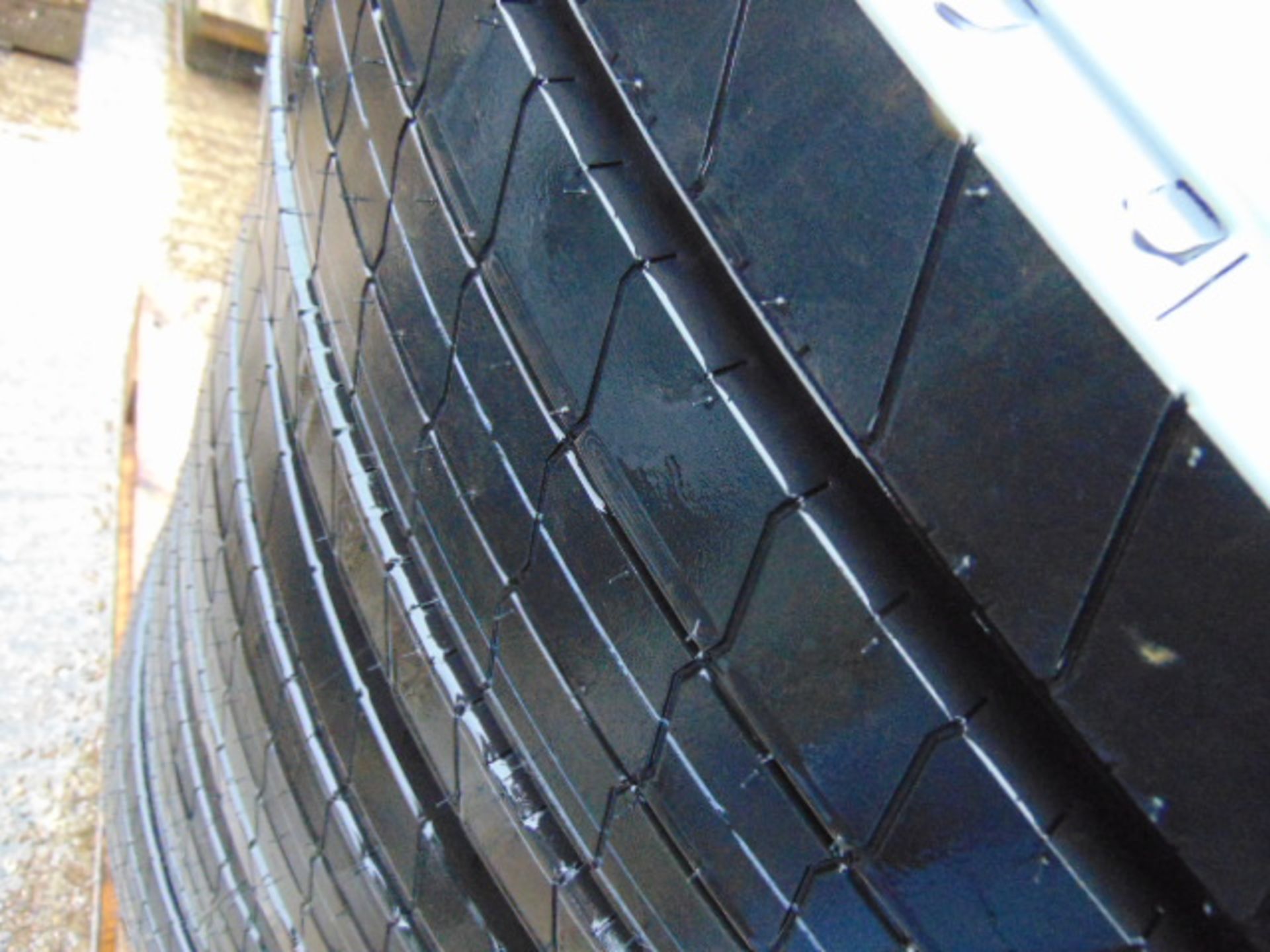 4 x 11R 22.5 Goodyear Marathon LHT Tyres Unused - Image 4 of 7