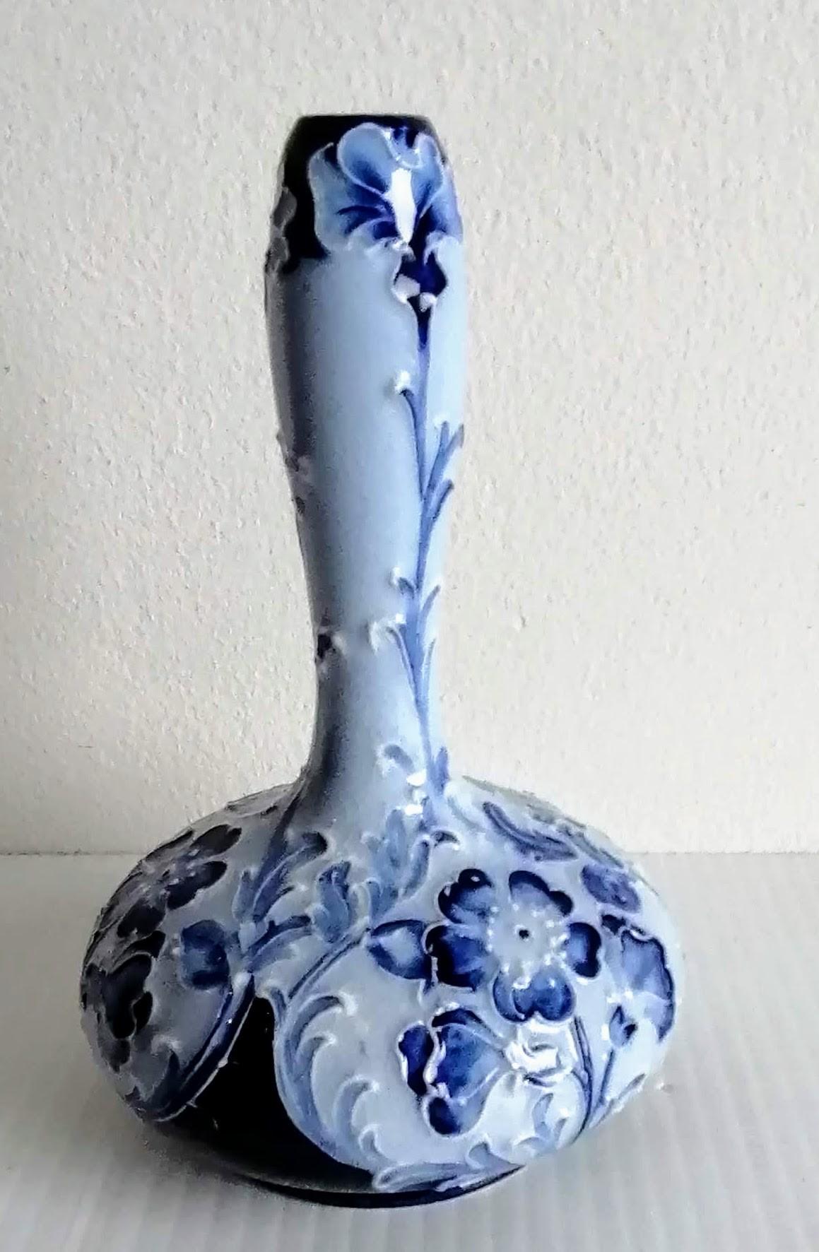 An Art Nouveau Florian Ware Macintyre dianthus bud vase signed by William Moorcroft, 13 cm H, signed