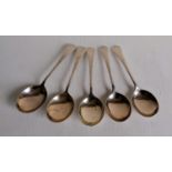 A set of five silver Old English soup spoons by James Dixon & Sons, Sheffield, 1954, 16.5 cm,