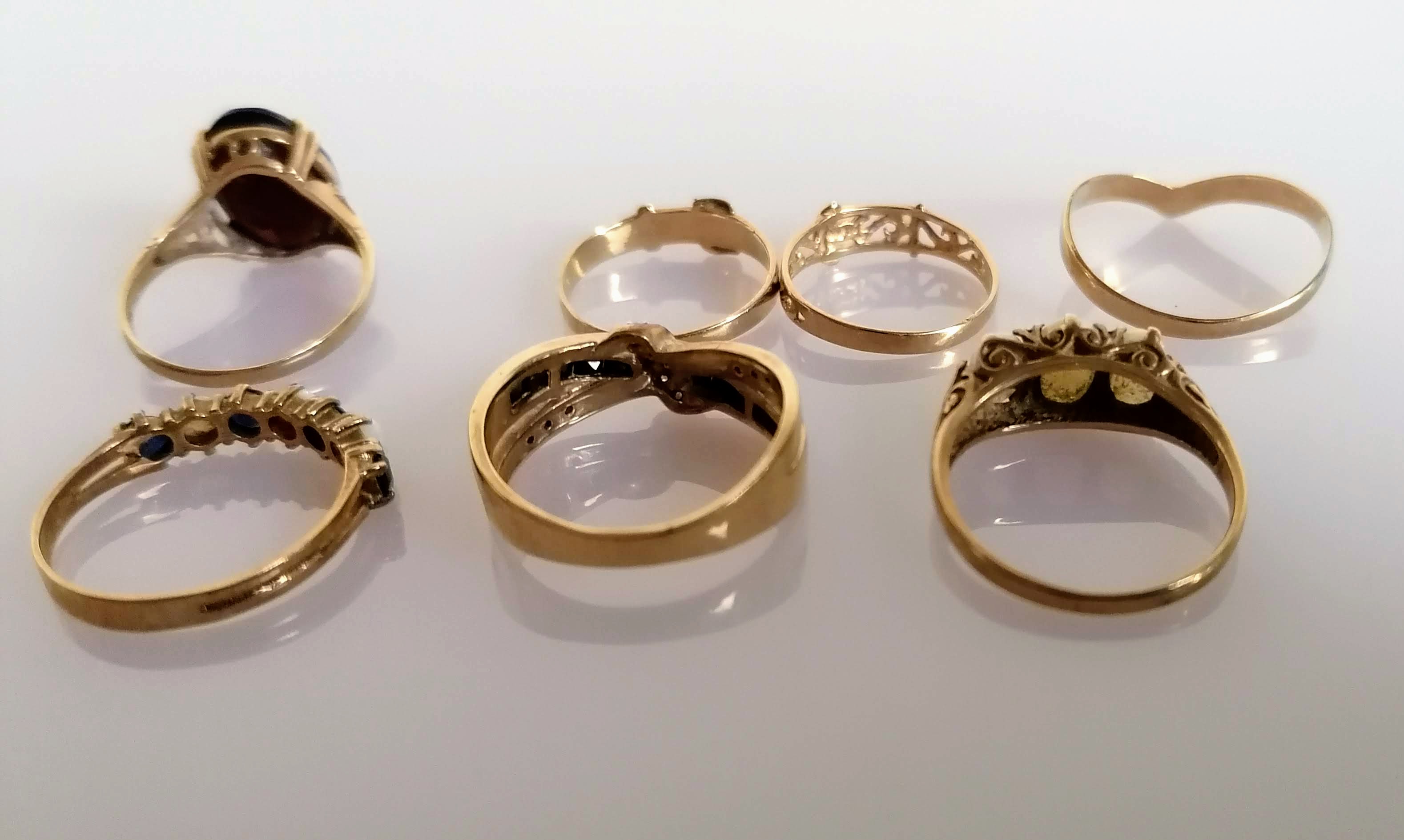 An assortment of seven yellow gold rings, some gem-set, all hallmarked or stamped 9ct, various sizes - Image 3 of 3