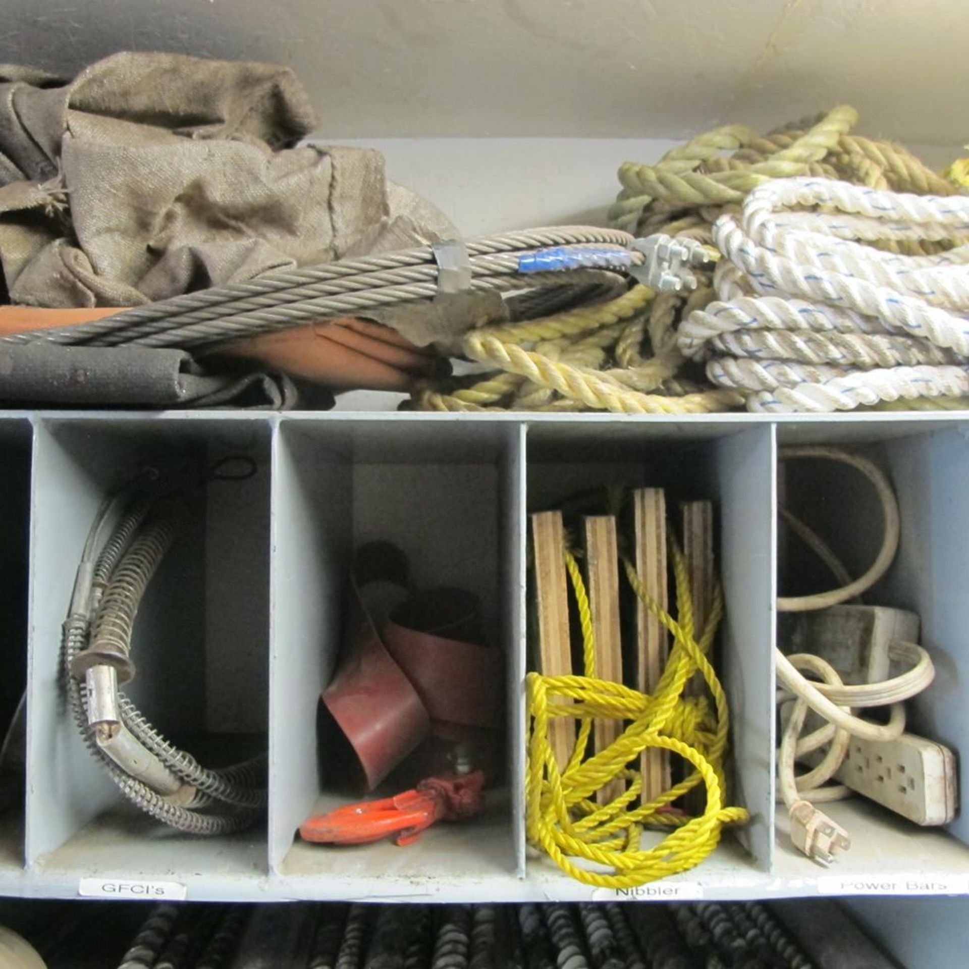 CONTENTS OF 2 UPPER SHELVES IN CAGE (INCL STRAPS, HILTI HDM 500 DISPENSERS, TOOL BOX, ROPES, FIRE BL - Image 4 of 6