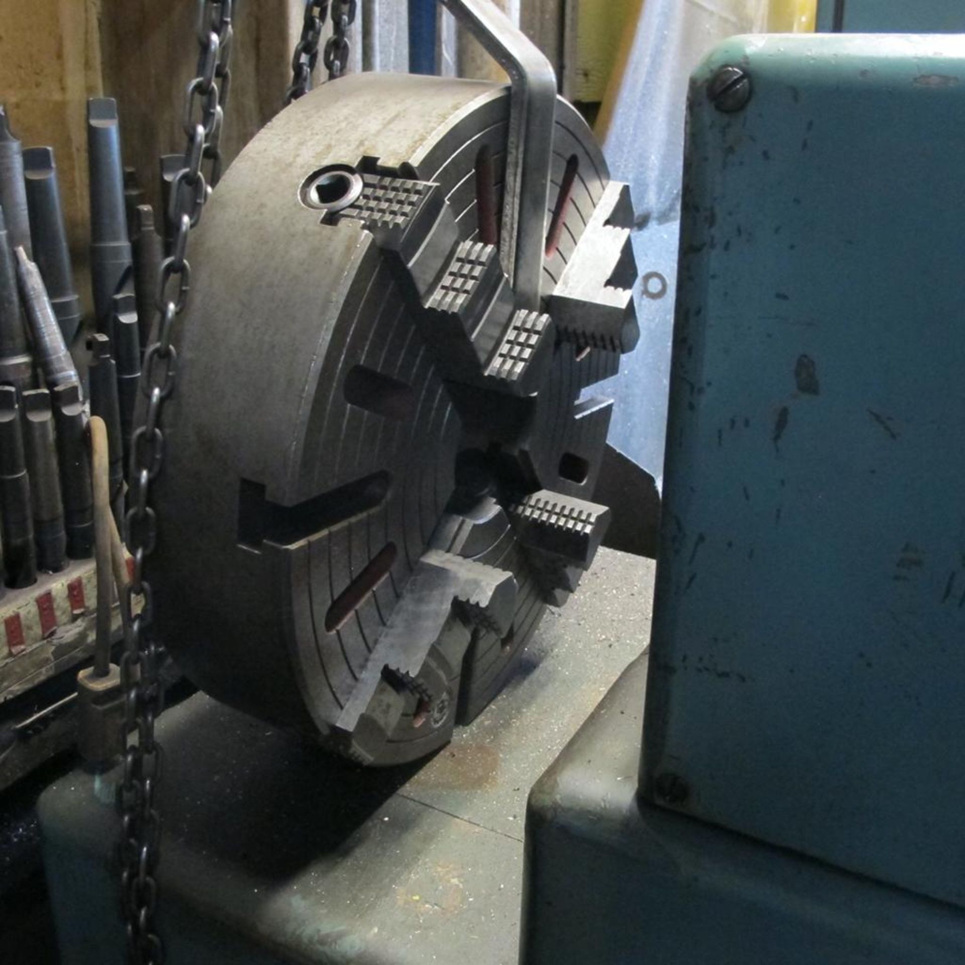 TOS LATHE MODEL SN 63 C, 28" X 120", 12" 3 JAW CHUCK, SPARE 20" 4 JAW CHUCK, 3" SPINDLE BORE, TOOL H - Image 9 of 10