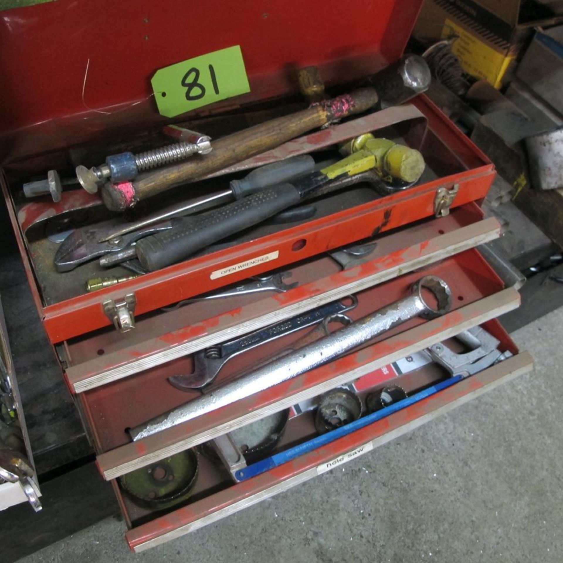 3 DRAWER TOOL BOX W/TOOLS (IN WEST BLDG)