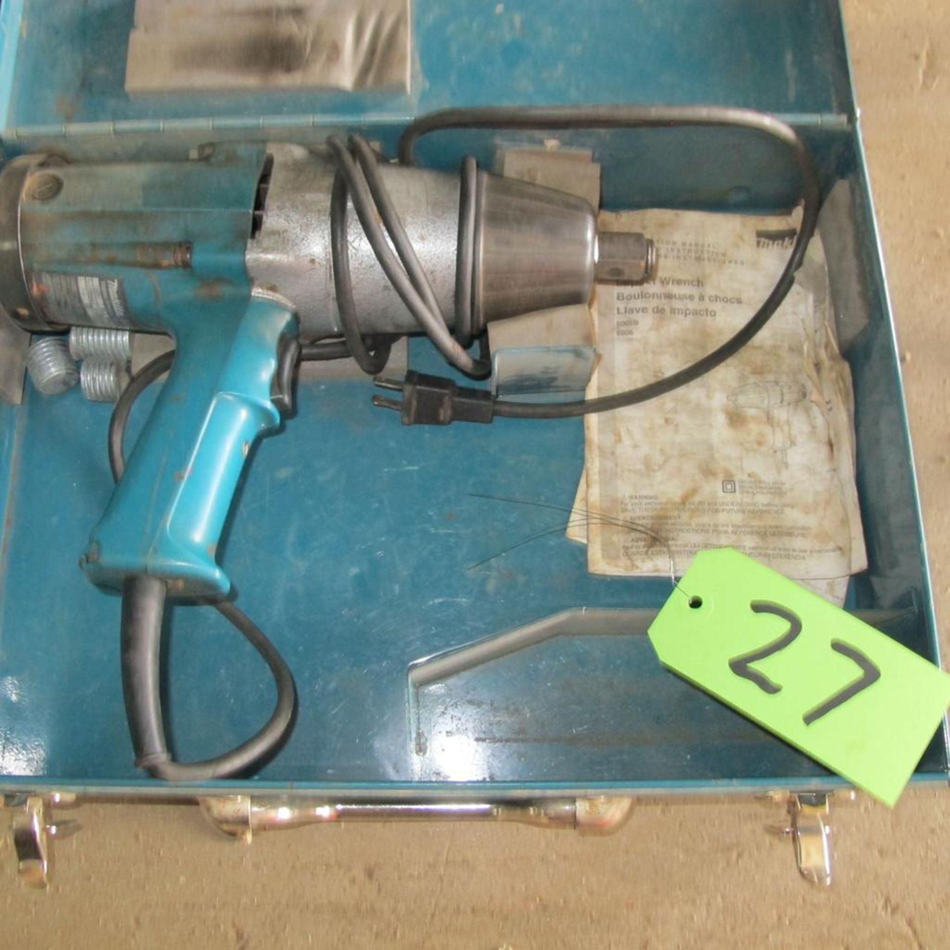 MAKITA 6906 3/4" IMPACT WRENCH W/CASE (IN WEST BLDG)