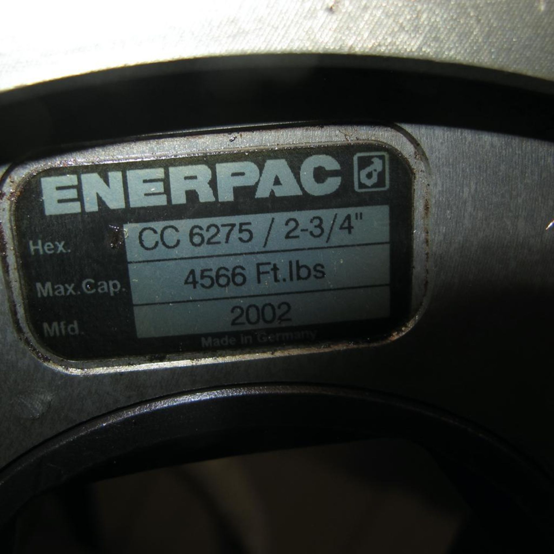 ENERPAK HYDRAULIC TORQUE WRENCH HXD-60, S/N K-687, CC6275/2-3/4", MAX CAP 4,566 FT/LB (IN WEST BLDG) - Image 3 of 3