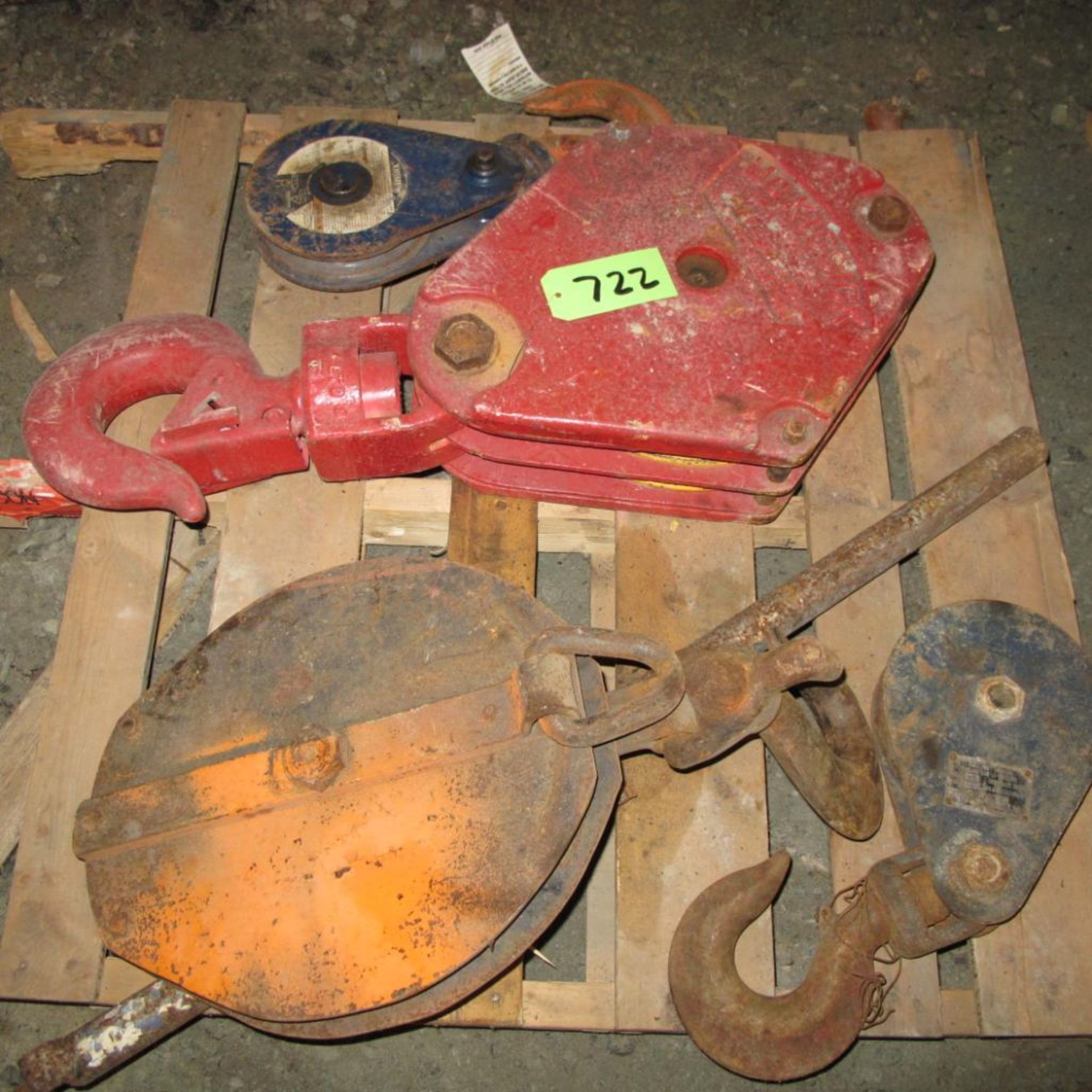 PALLET OF CRANE ACCESSORIES (WEST BLDG)