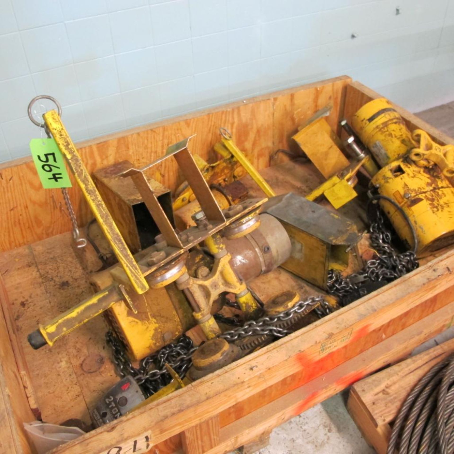 LOT OF 2 - 1/2 TON BUDGET CHAIN HOISTS IN CRATE (UPPER TOOL CRIB)