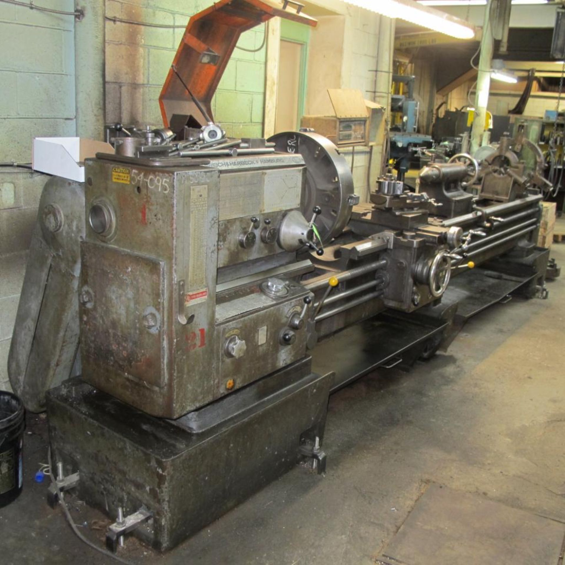 VDF 24" X 10' LATHE, 22" 4 JAW CHUCK, 3 1/4" BORE, TAILSTOCK, STEADY REST, FOLLOW REST, TOOL POSTS, - Image 4 of 16