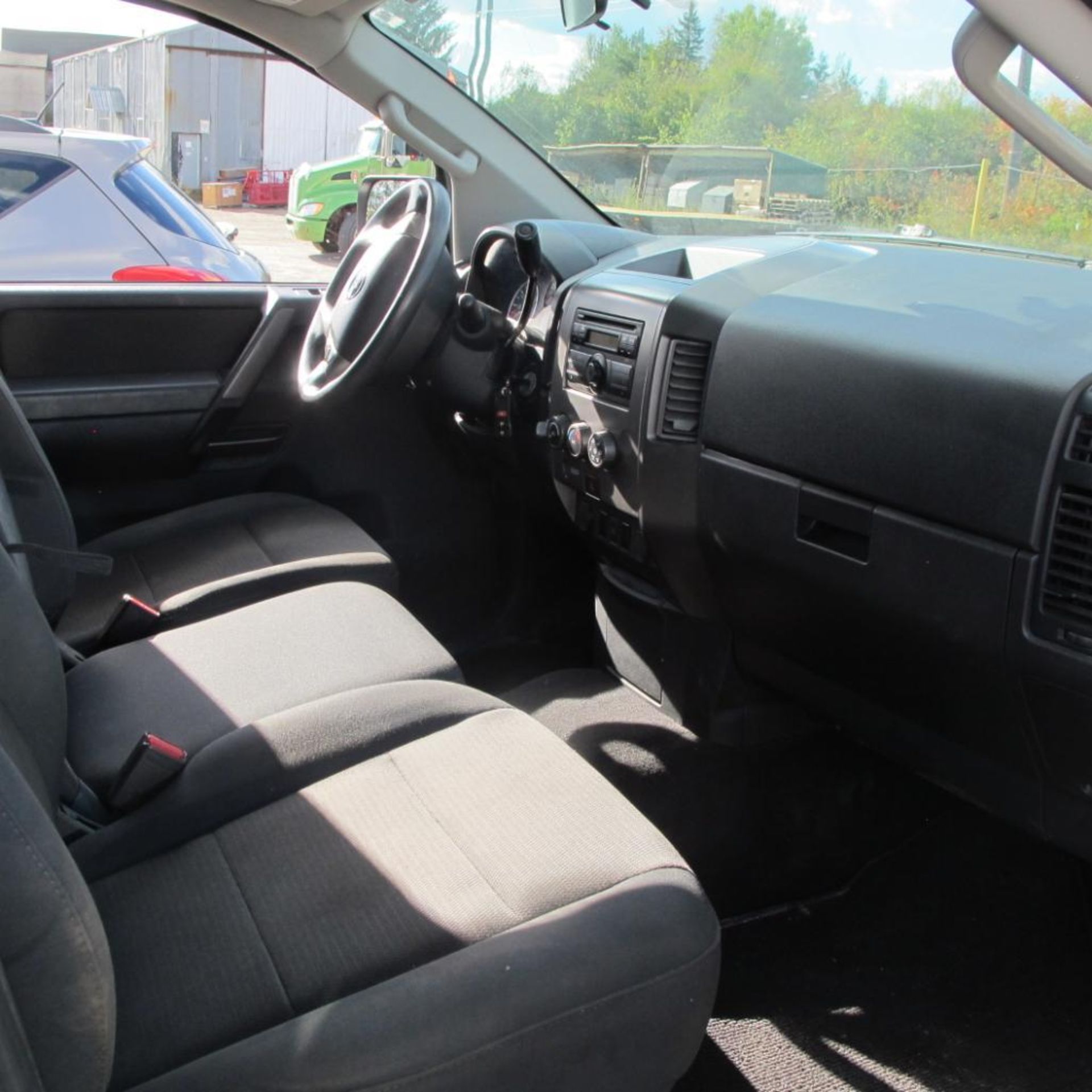 2013 NISSAN TITAN CREW CAB, 92574 KM INDICATED, 4X4, 5.6L, V-8, INCLUDES SUMMER TIRES ON RIMS, 1N6AA - Image 8 of 13