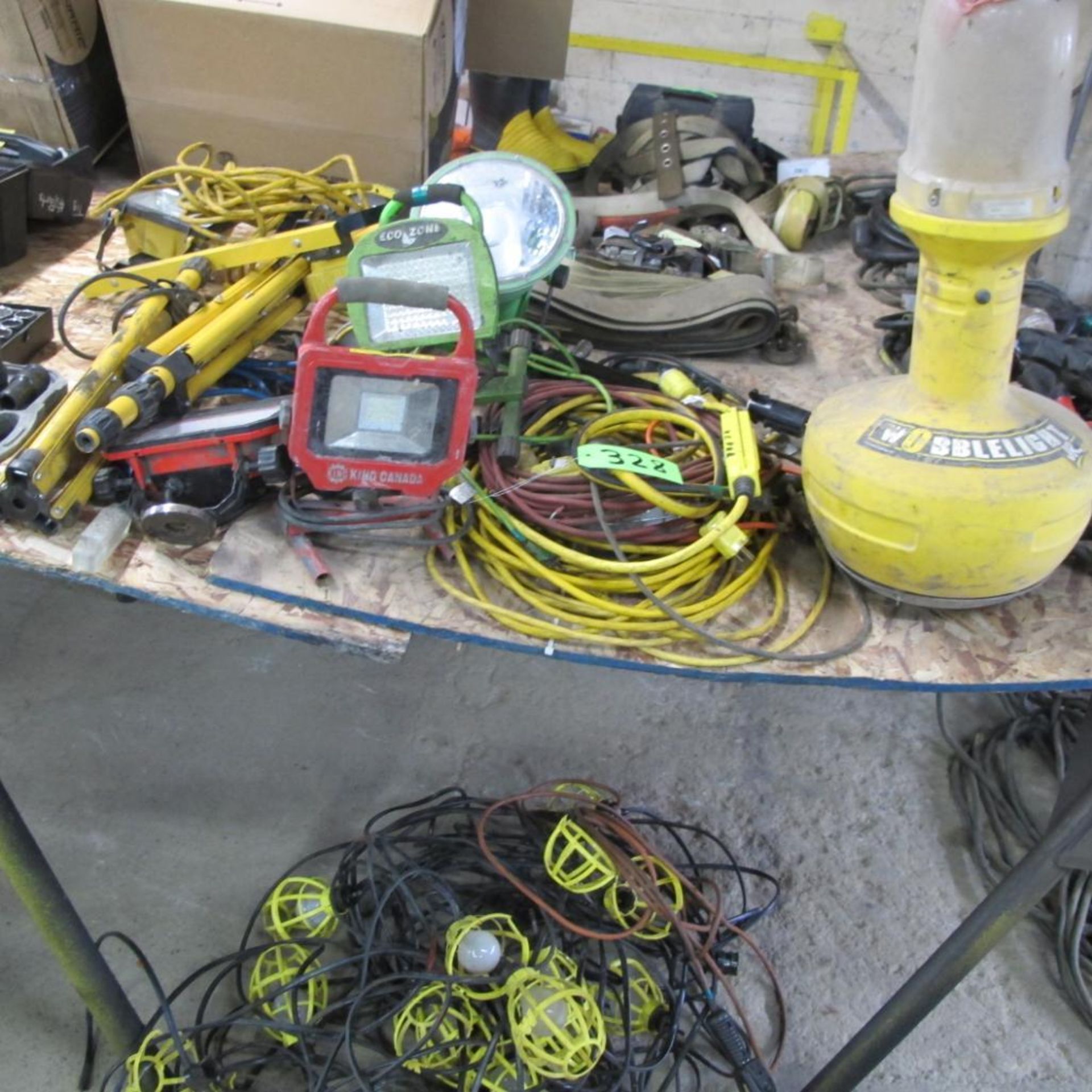 LOT OF LIGHTS AND EXTENSION CORDS W/WOBBLE LIGHT JR (MACHINE SHOP)