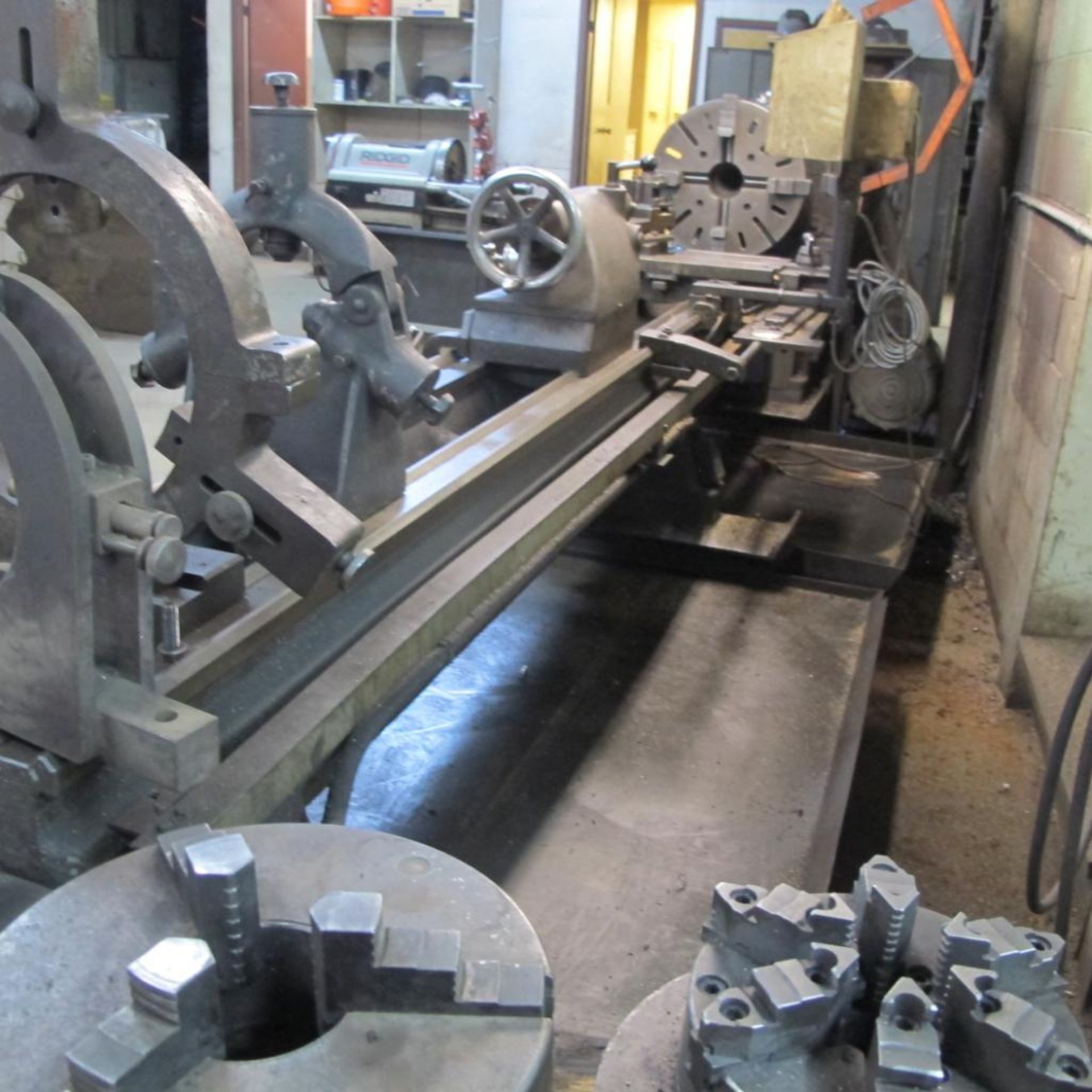 VDF 24" X 10' LATHE, 22" 4 JAW CHUCK, 3 1/4" BORE, TAILSTOCK, STEADY REST, FOLLOW REST, TOOL POSTS, - Image 15 of 16