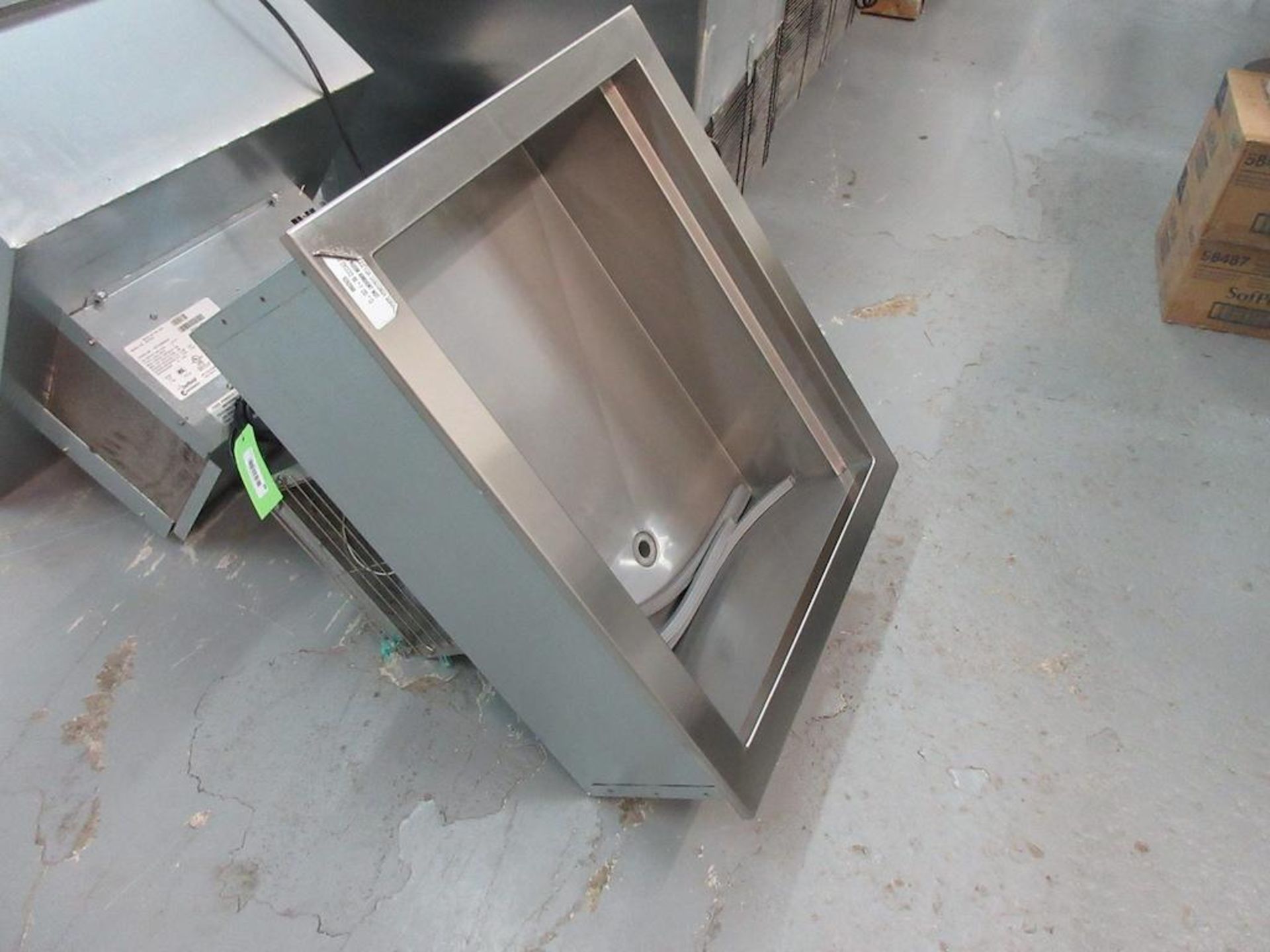 Delfield Manitowoc counter drop in refrigerated cold well, model N8130B, 21.5" x 26" x 9.5", sn 1501 - Image 4 of 5