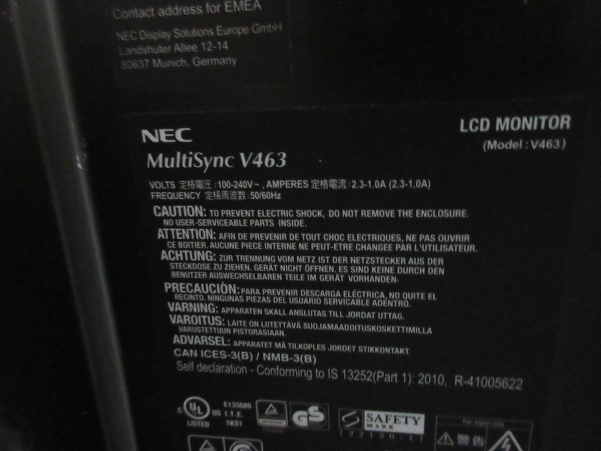 NEC multisync V463 46" LCD Monitor w remote - Image 3 of 3