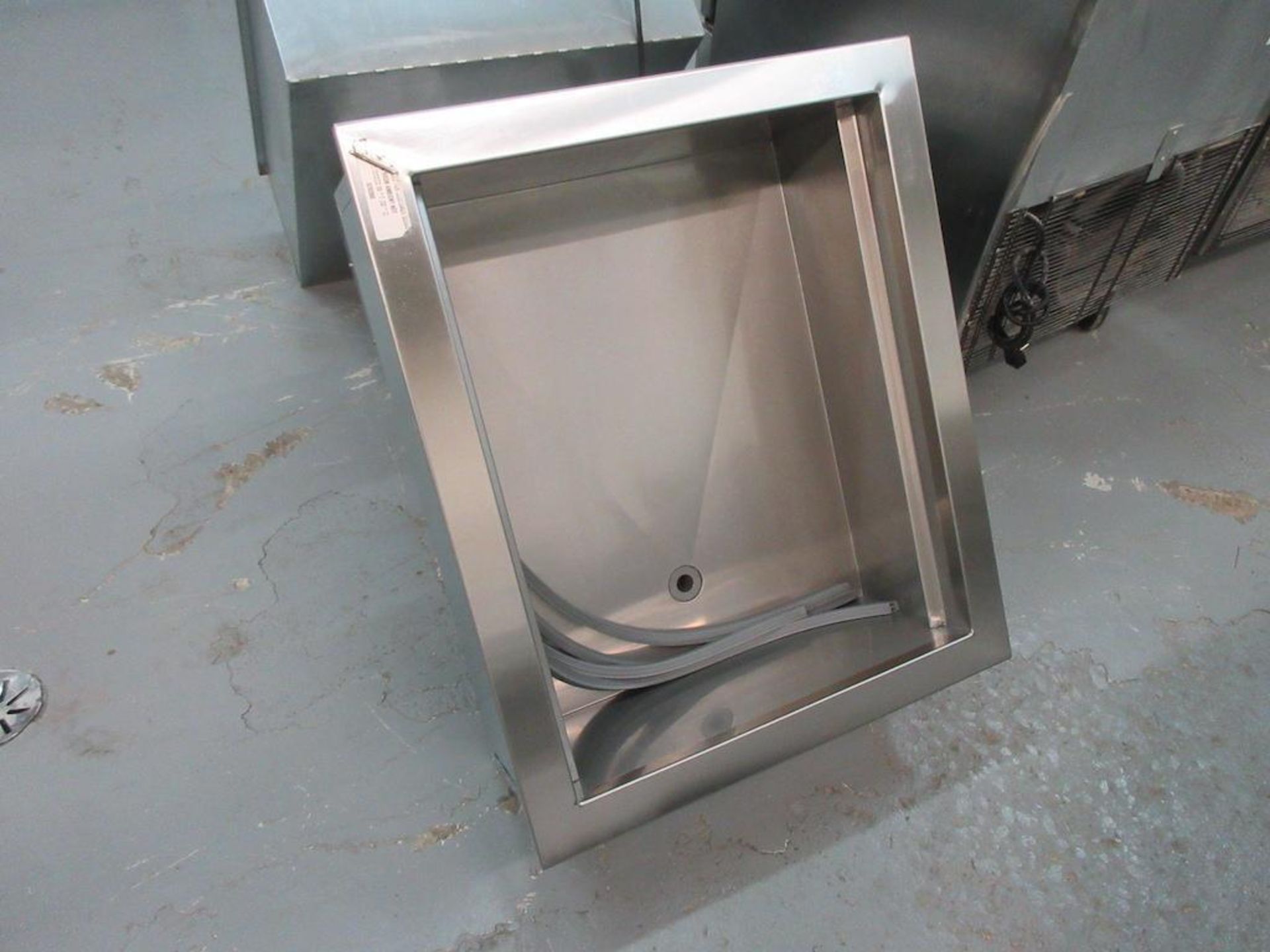 Delfield Manitowoc counter drop in refrigerated cold well, model N8130B, 21.5" x 26" x 9.5", sn 1501 - Image 2 of 5