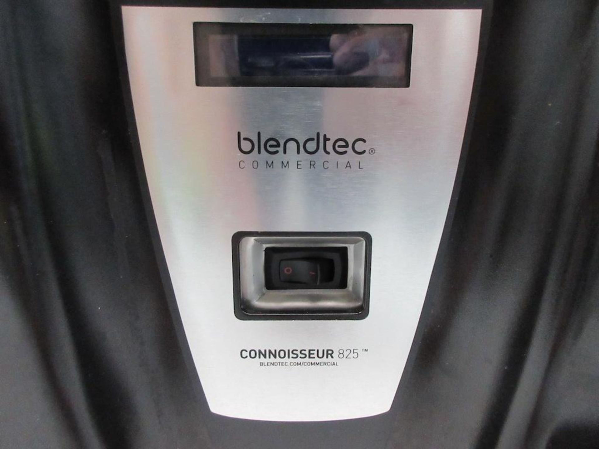 Blendtec commercial blender model Connoisseur 825 ICB4/ABC4, 5 speed, pulse, (2) 1 Litre mixing jugs - Image 3 of 4