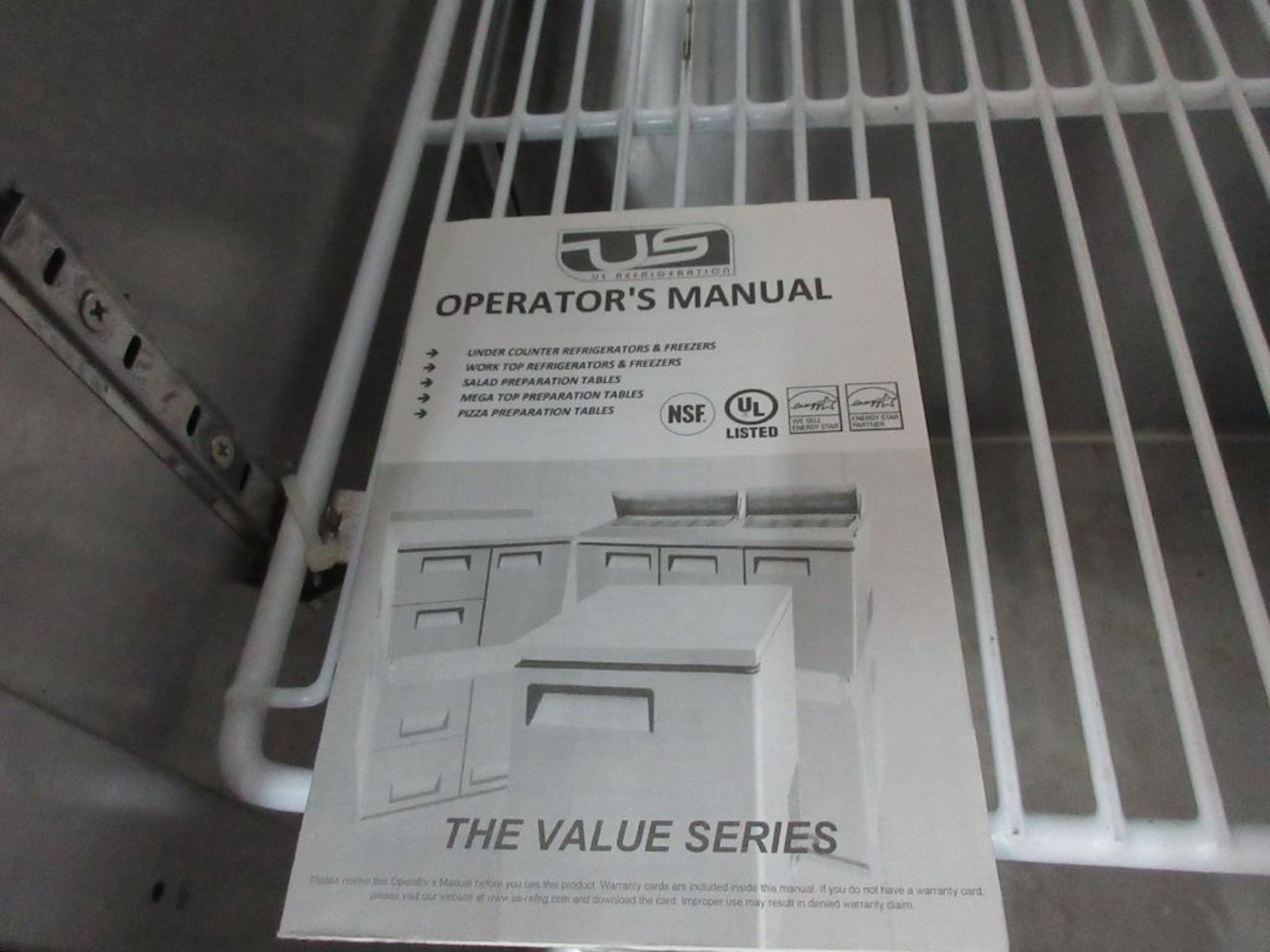 2015 US Refrigeration model USSV-28 refrigerated portable sandwich/salad prep table, plastic inserts - Image 6 of 6