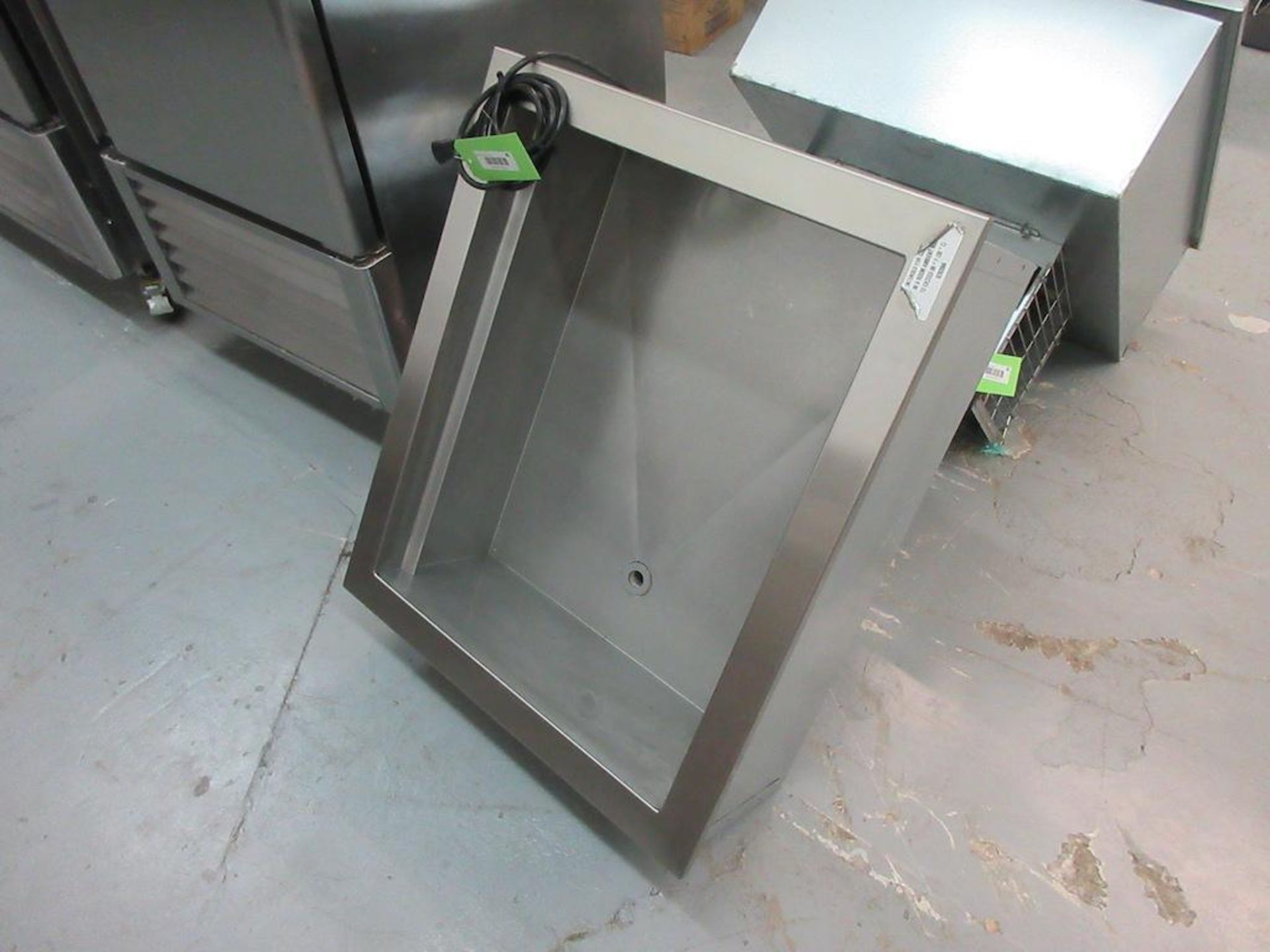 Delfield Manitowoc counter drop in refrigerated cold well, model N8130B, 21.5" x 26" x 9.5", sn 1501