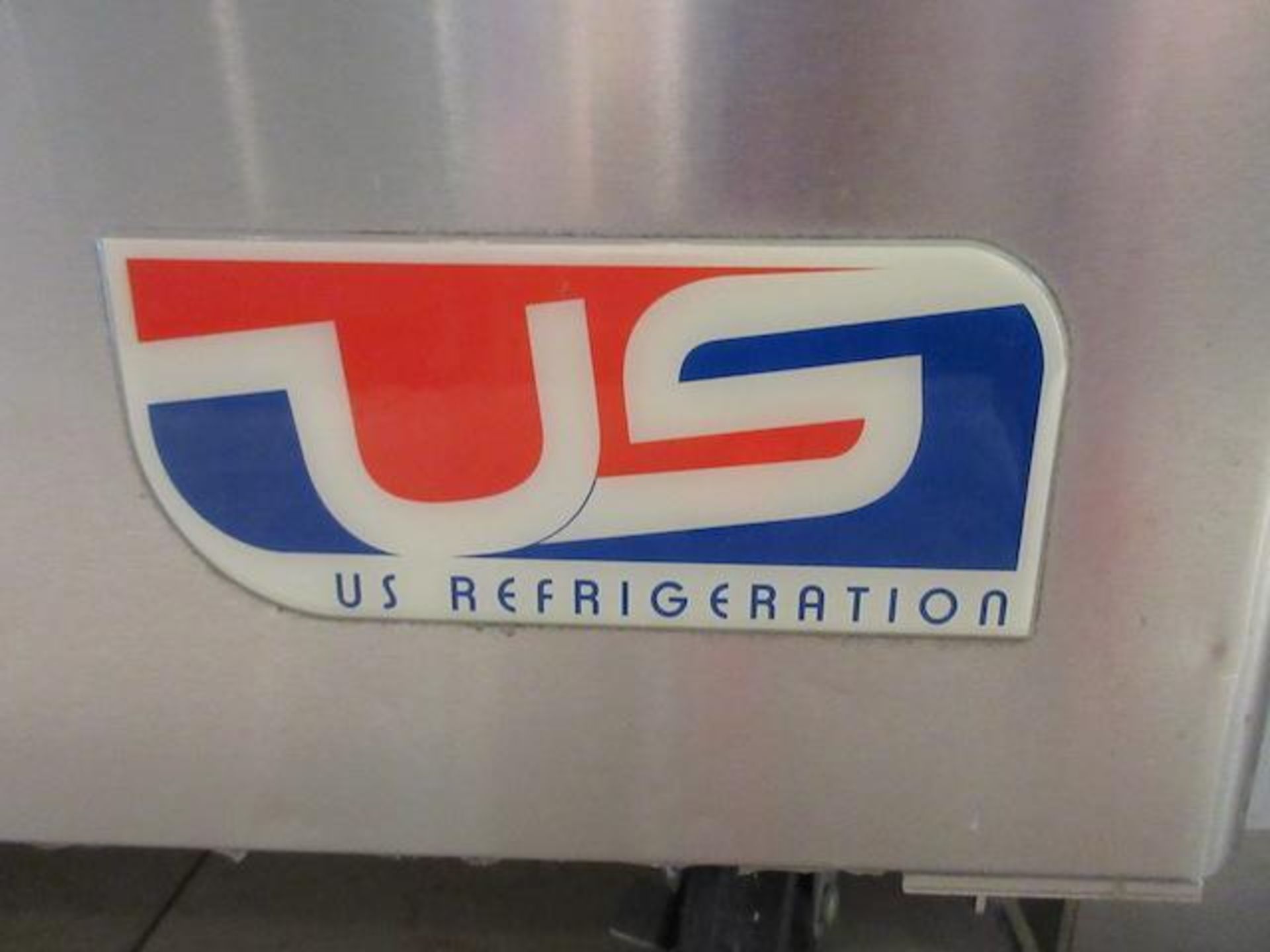 2015 US Refrigeration model USSV-28 refrigerated portable sandwich/salad prep table, plastic inserts - Image 6 of 9