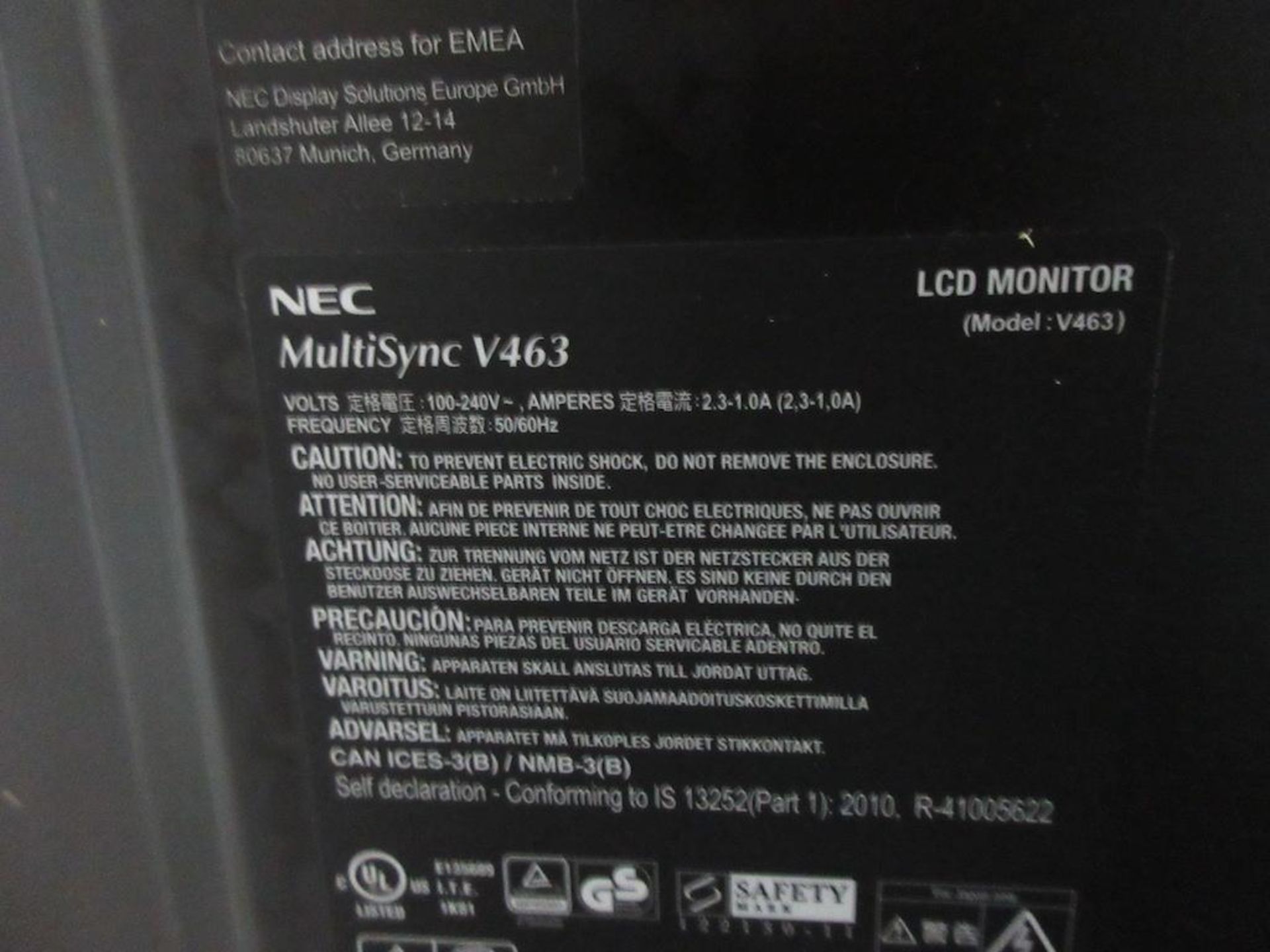 NEC multisync V463 46" LCD Monitor w remote - Image 3 of 3