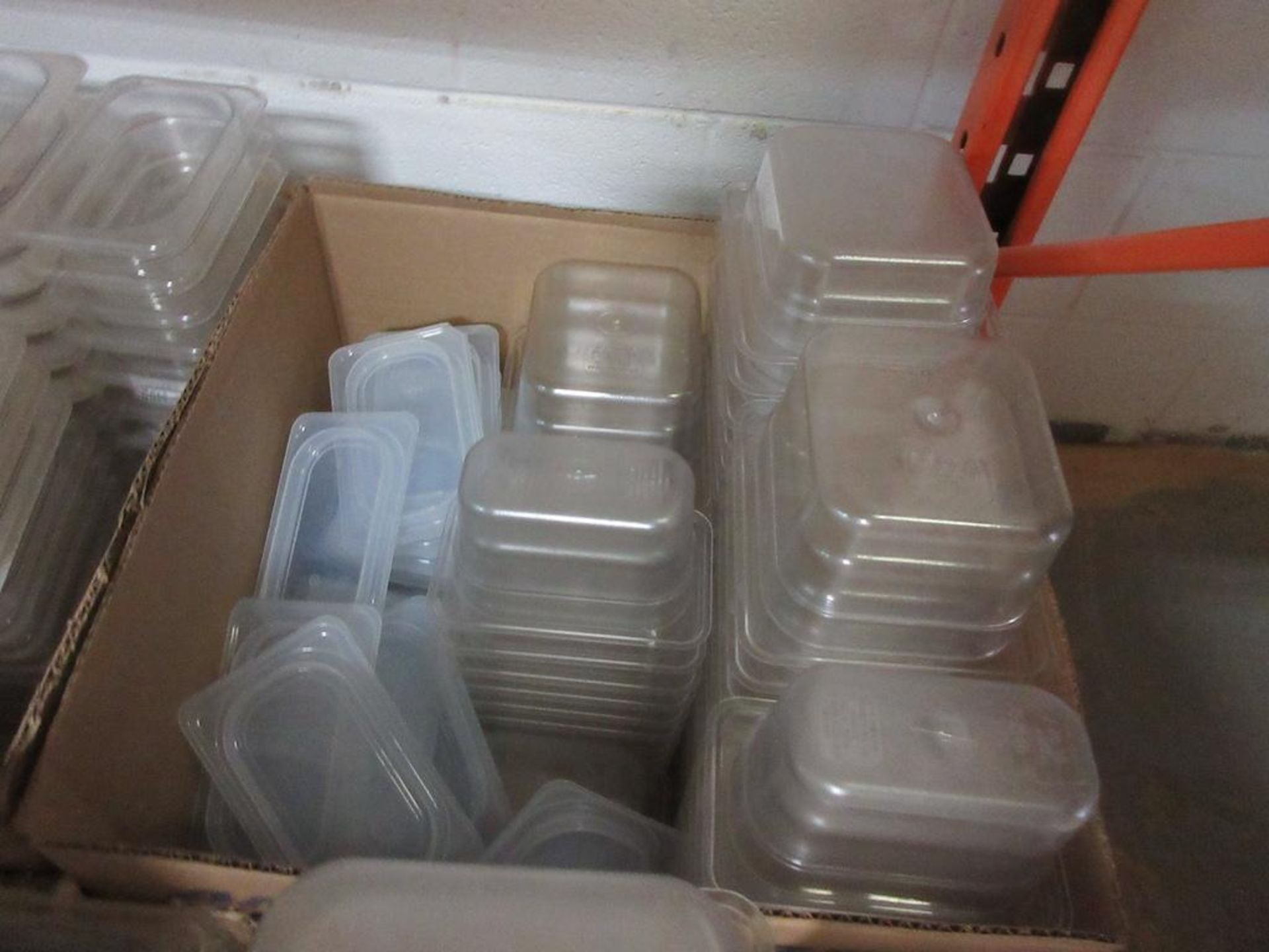 Lot 5 boxes: asst. plastic inserts, containers, lids - Image 5 of 7