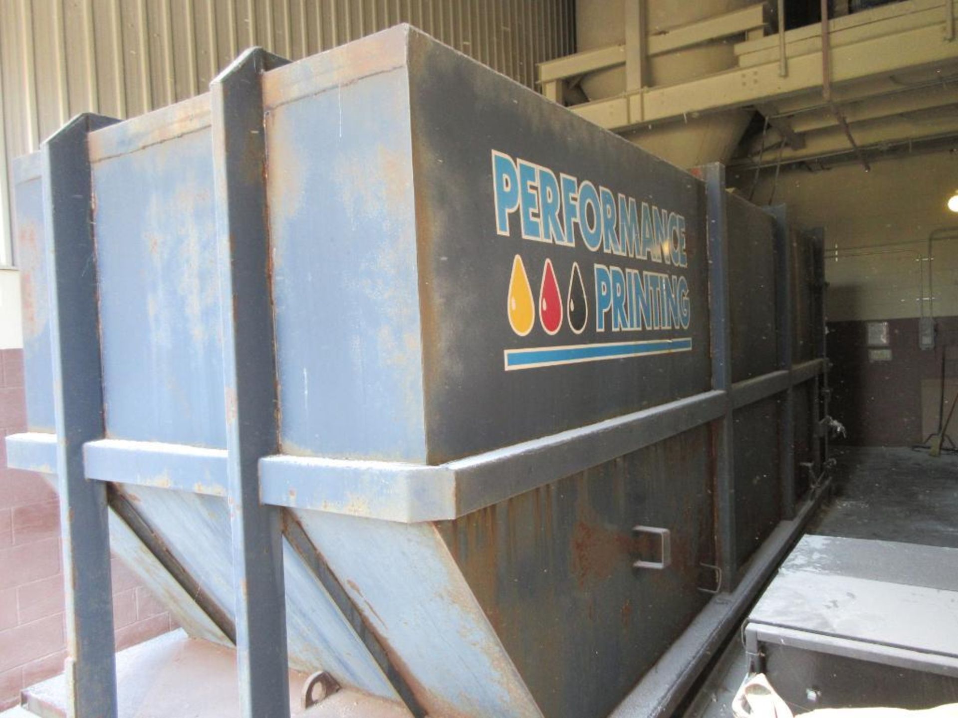 ABC Compactor Model LR200, hydraulic, footprint: 10'x6', sn 4-02-01, includes 2 receiving bins 8'x20 - Image 10 of 17