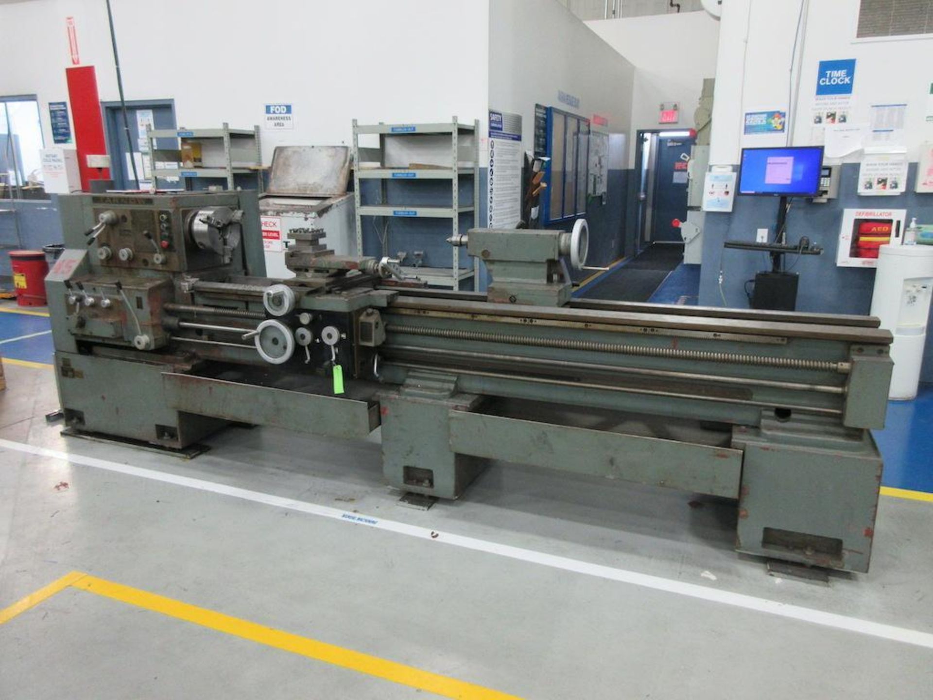 TARNOW lathe model TUJ50, 22" x 100", 10" 3 jaw chuck, approx. 2" bore, tailstock, toolpost, rpm ran - Image 4 of 10