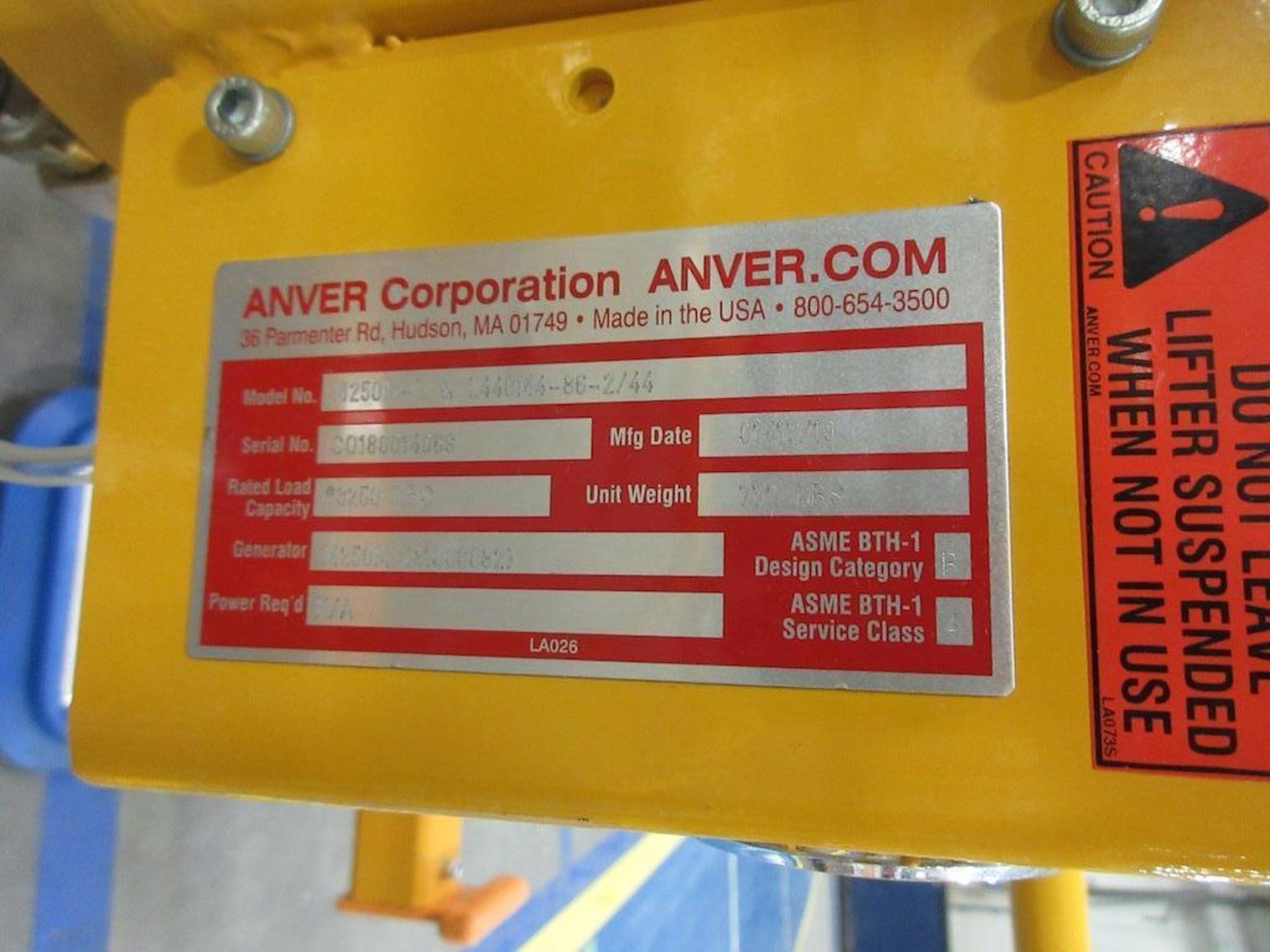 2019 ANVER vacuum lift model M250M-L & L440M4-S6-2/44, 3250 lb capacity, max 8' x 6', (4) vacuum hea - Image 2 of 4