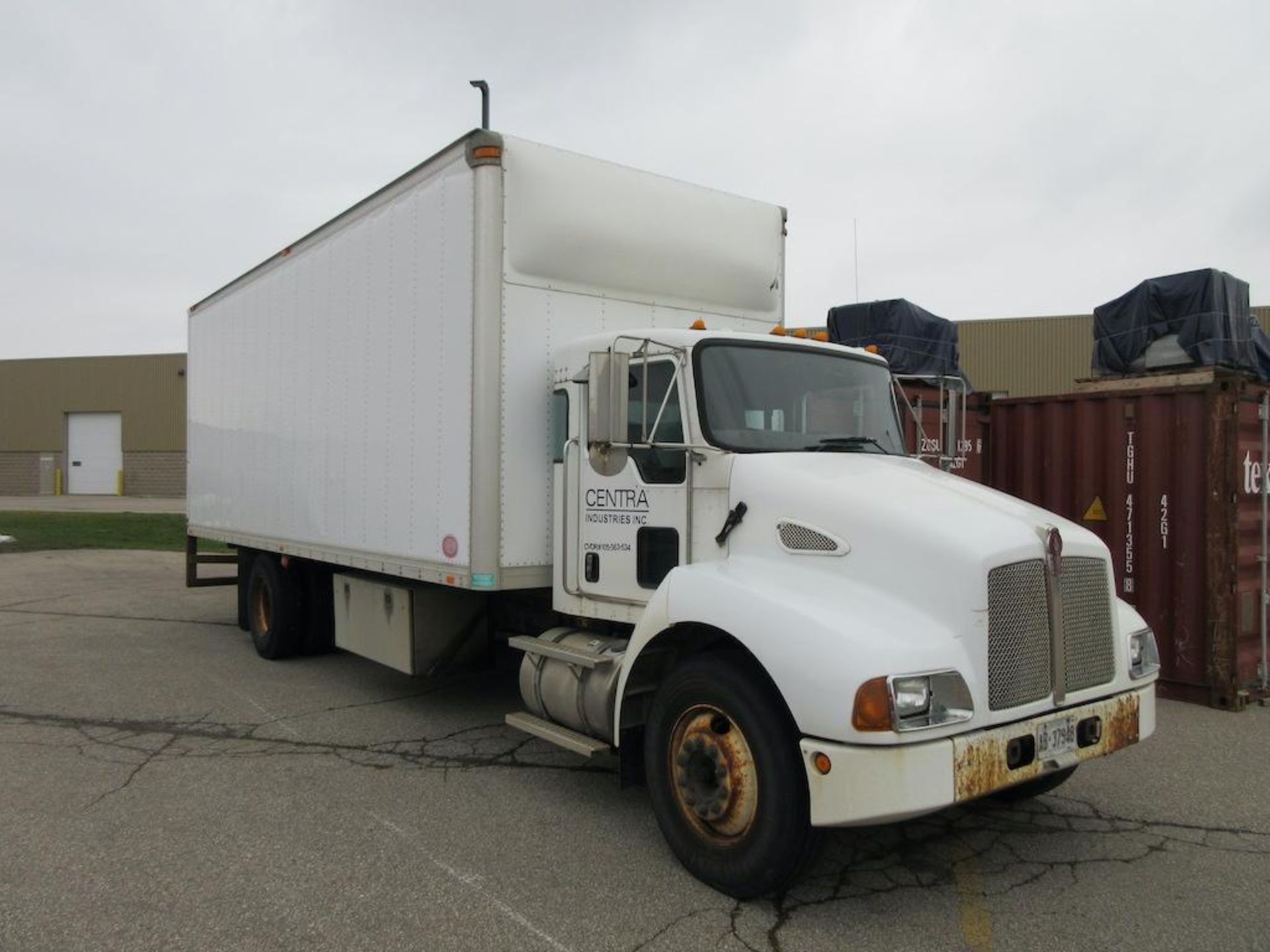 2006 Kenworth box truck model T300, 625,059 KM indicated, 10,866 hrs indicated, engine model ISB 260