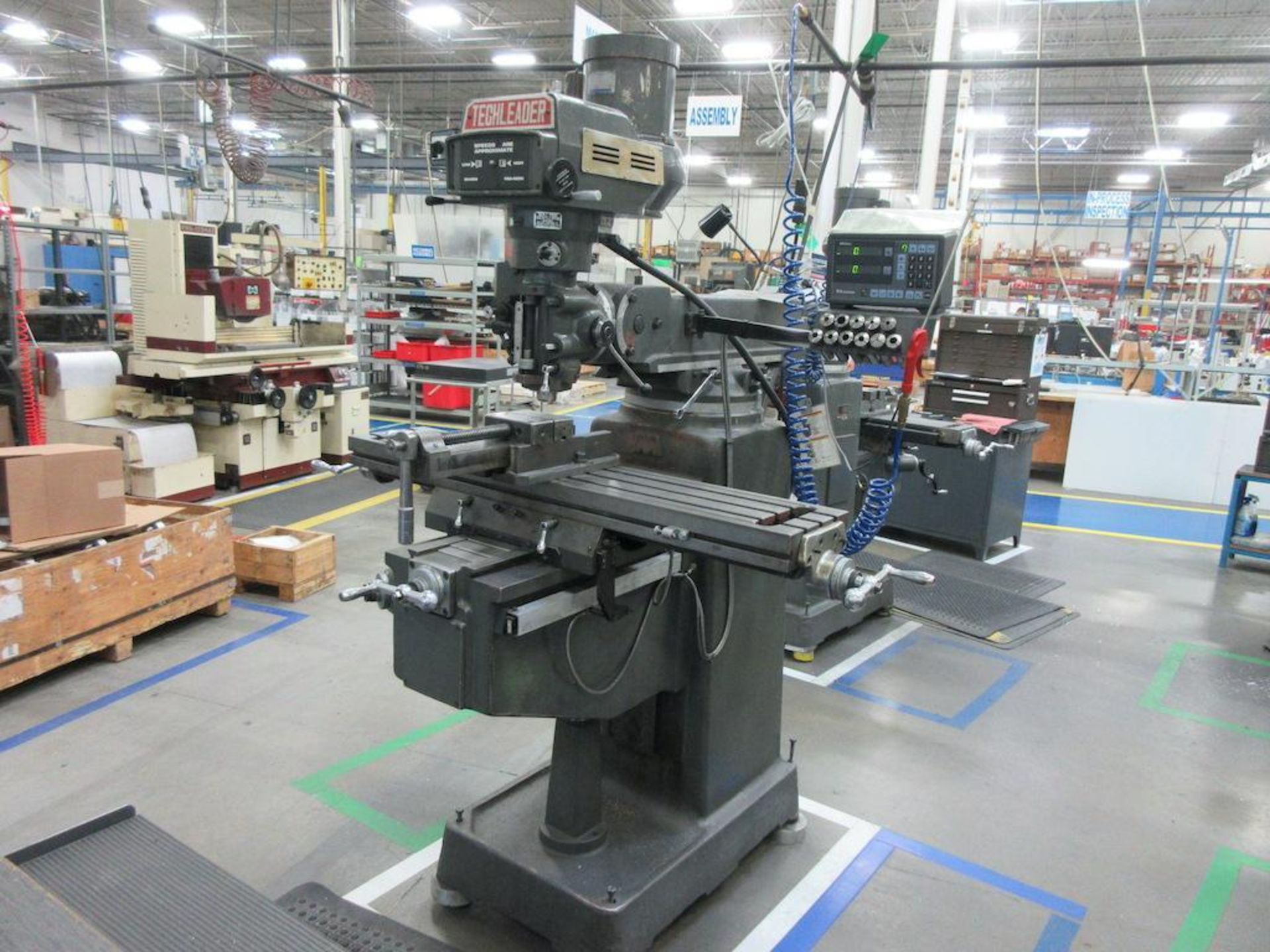 TECHLEADER mill model 3VHR, 60-4200 rpm, 10" x 50" table, Mitutoyo 2 axis DRO, 1996, sn 8771 [M0154] - Image 5 of 7